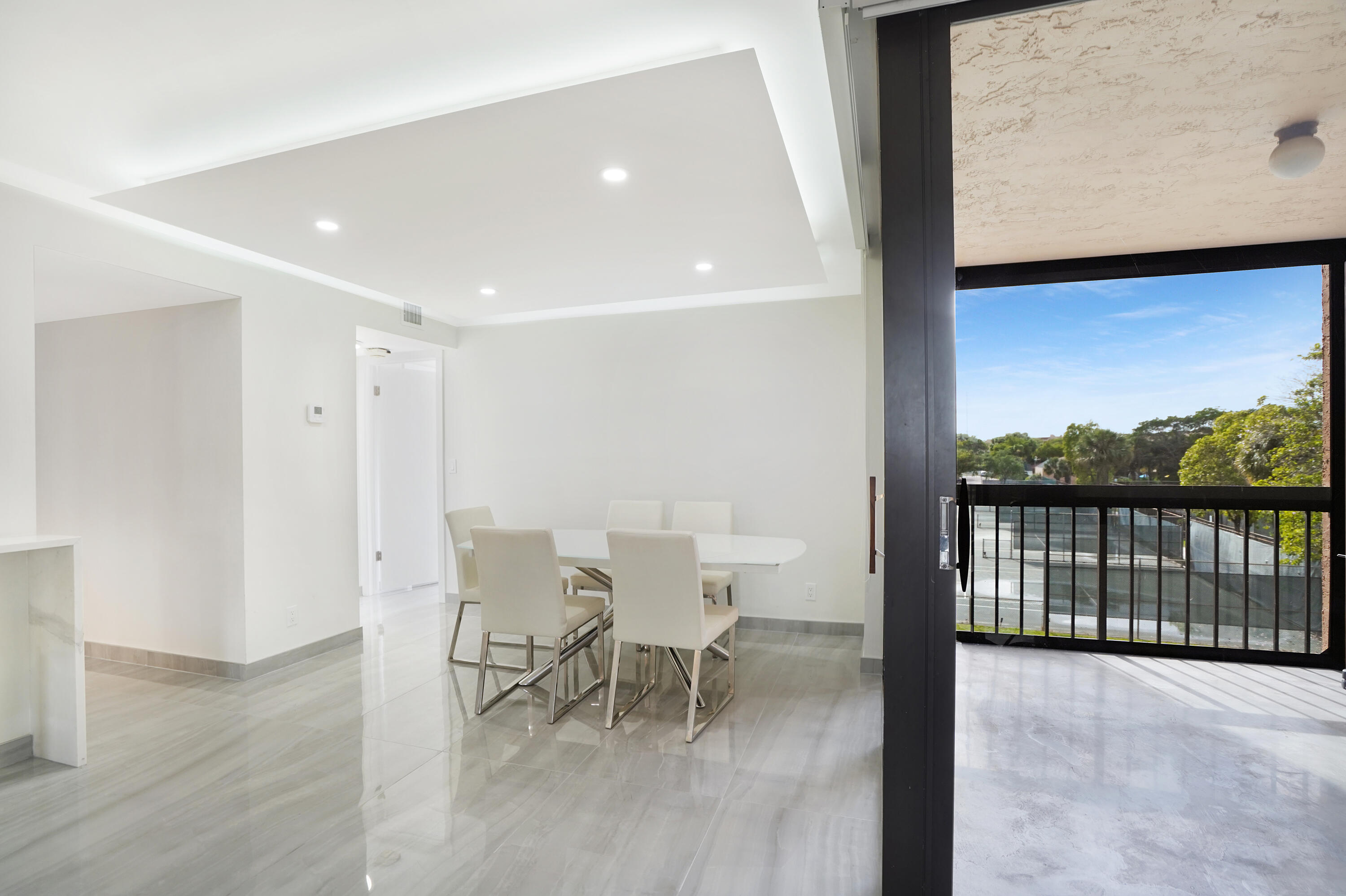 450 Egret Circle 9303