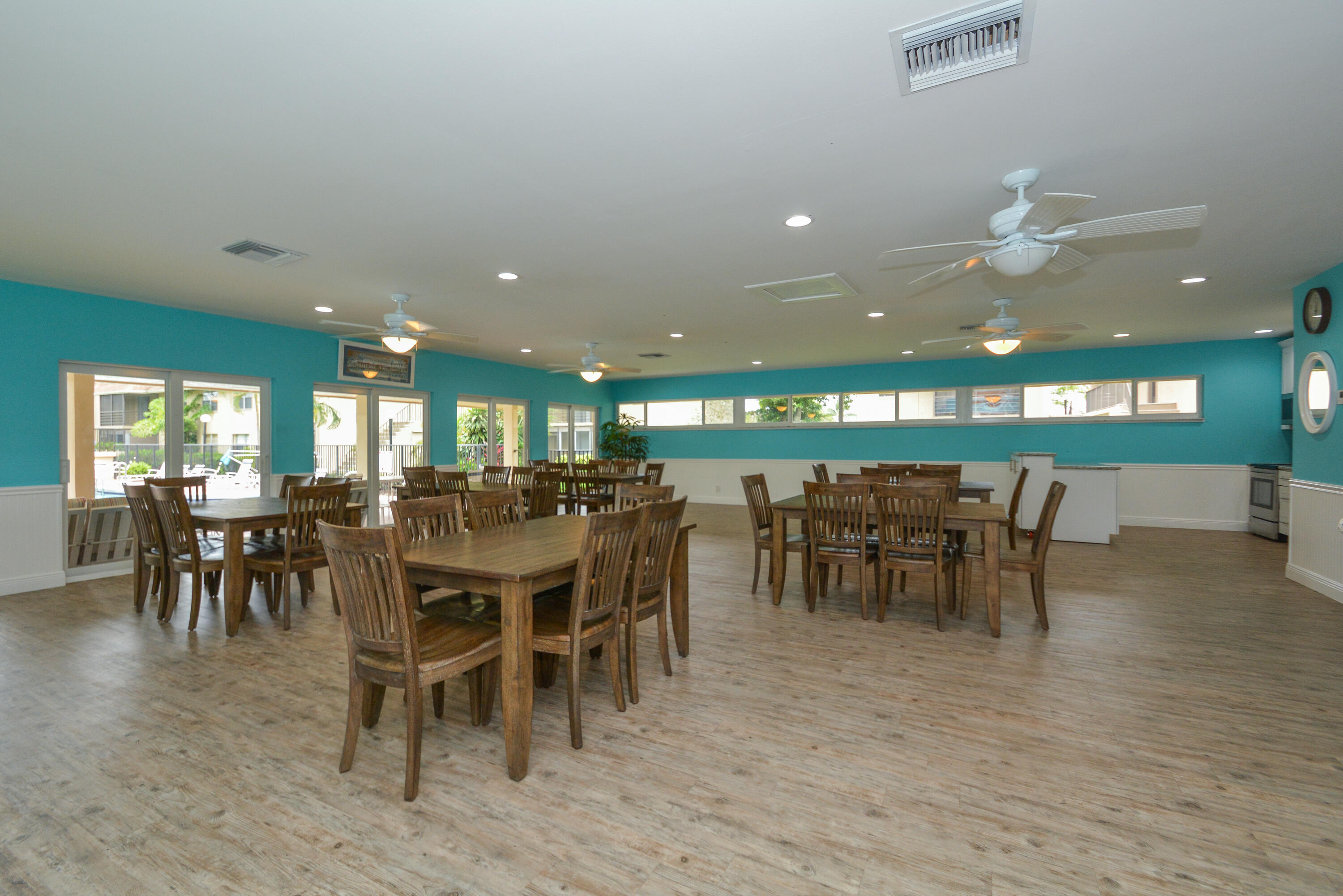 1271 NW 13th Street 357e