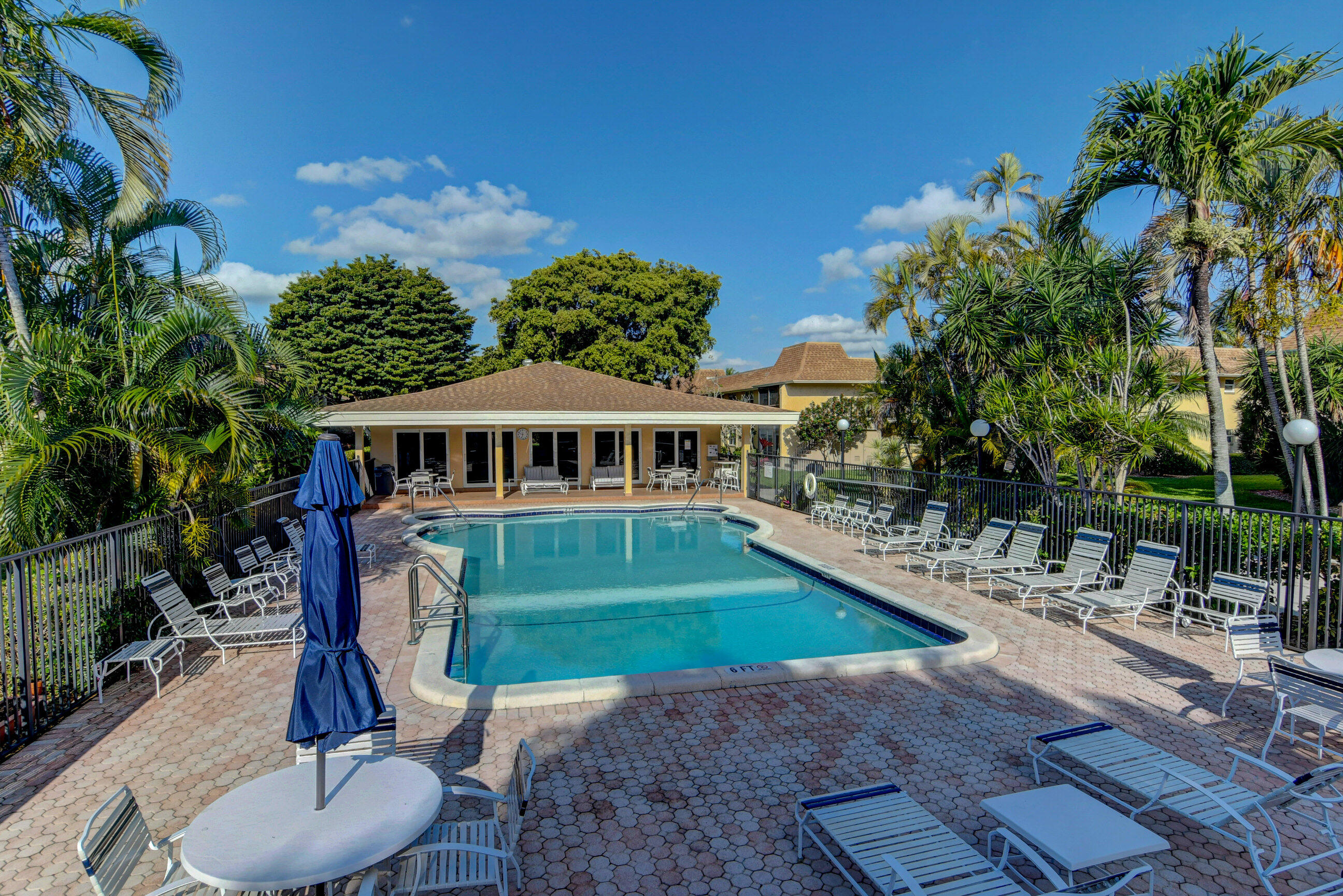 1271 NW 13th Street 357e