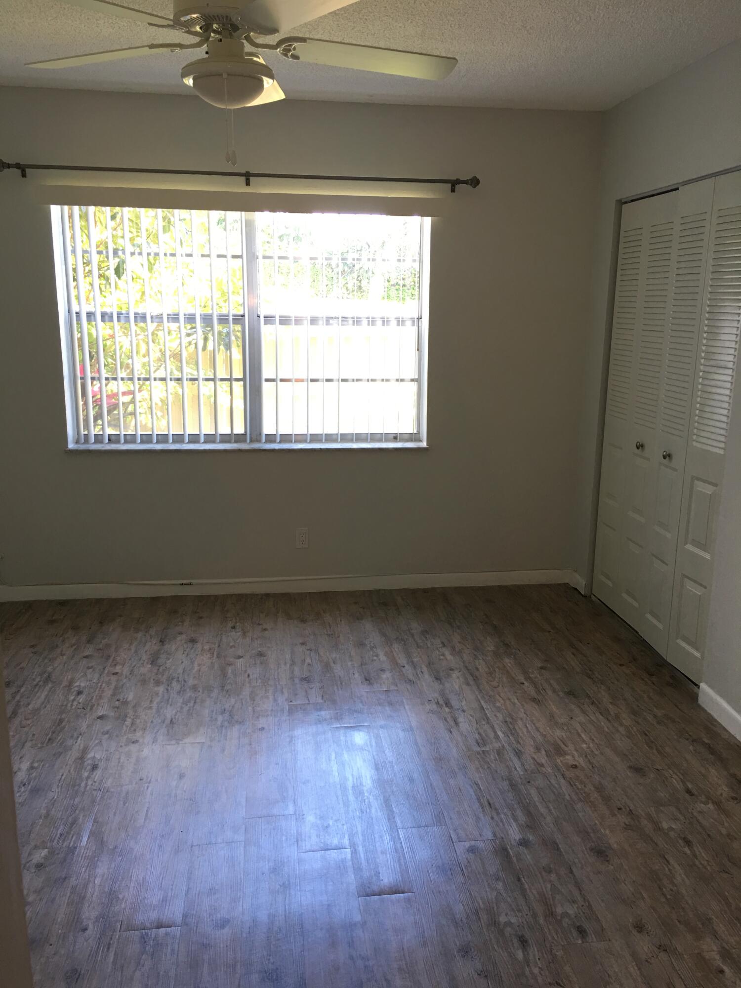 1271 NW 13th Street 357e