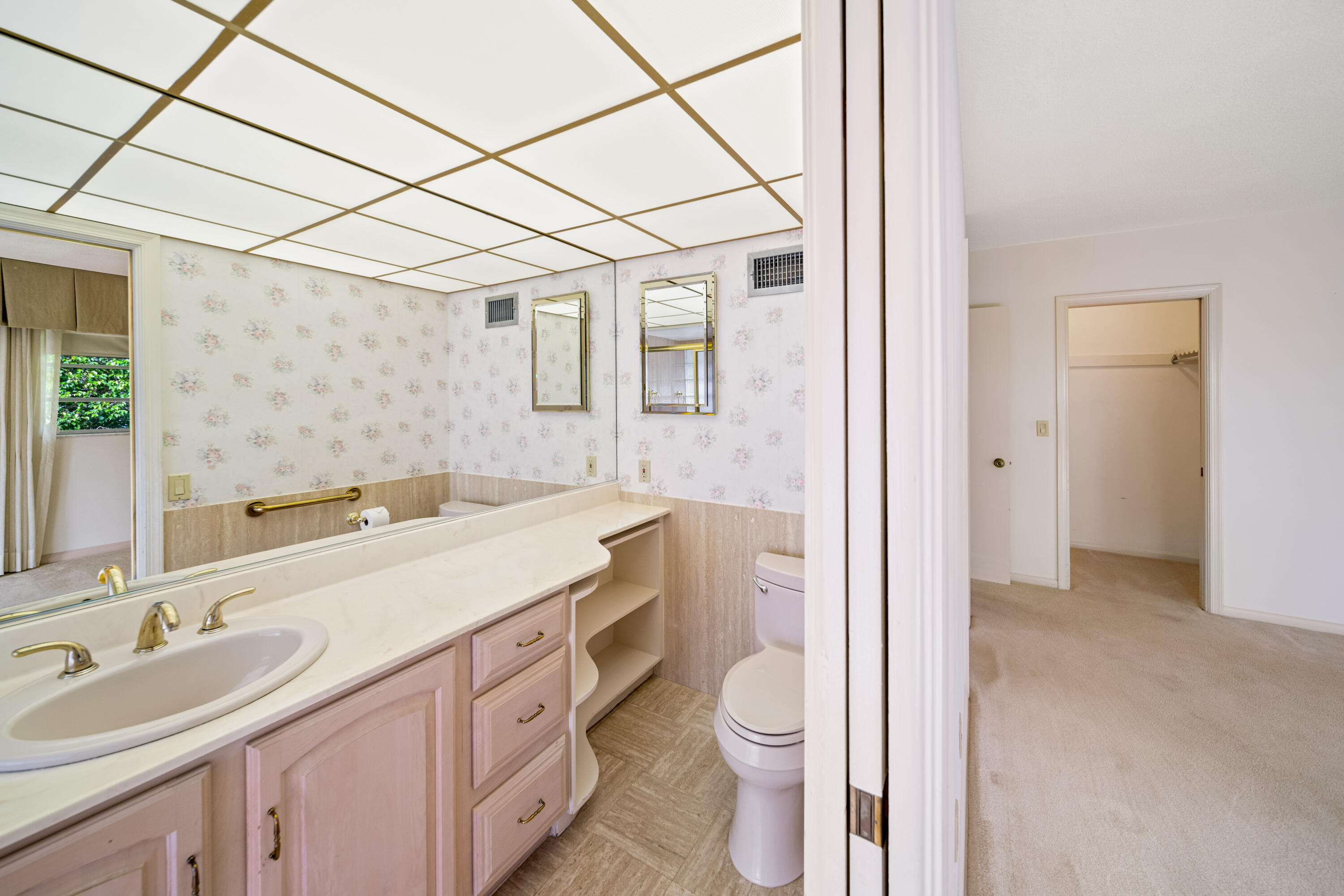 1200 SW Mulberry Way