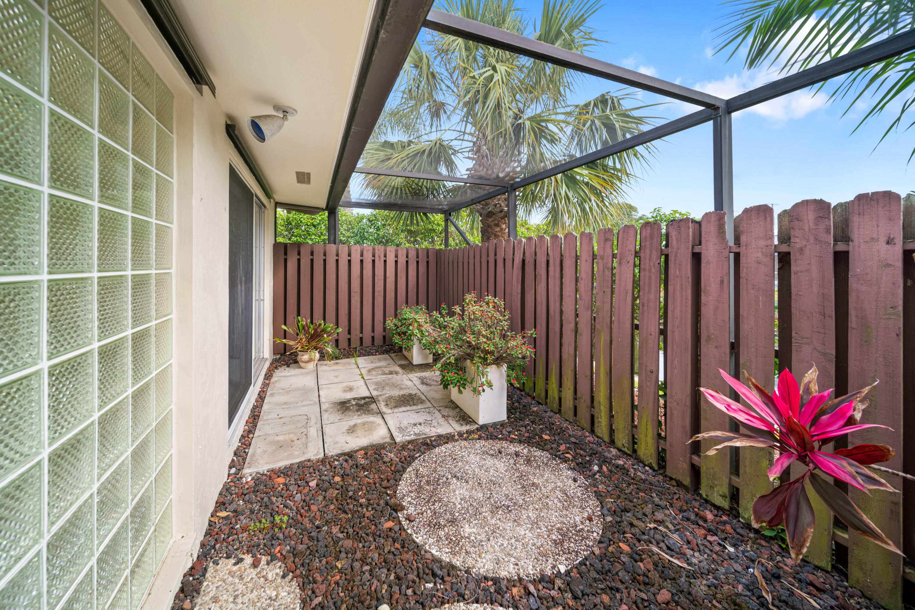 1200 SW Mulberry Way