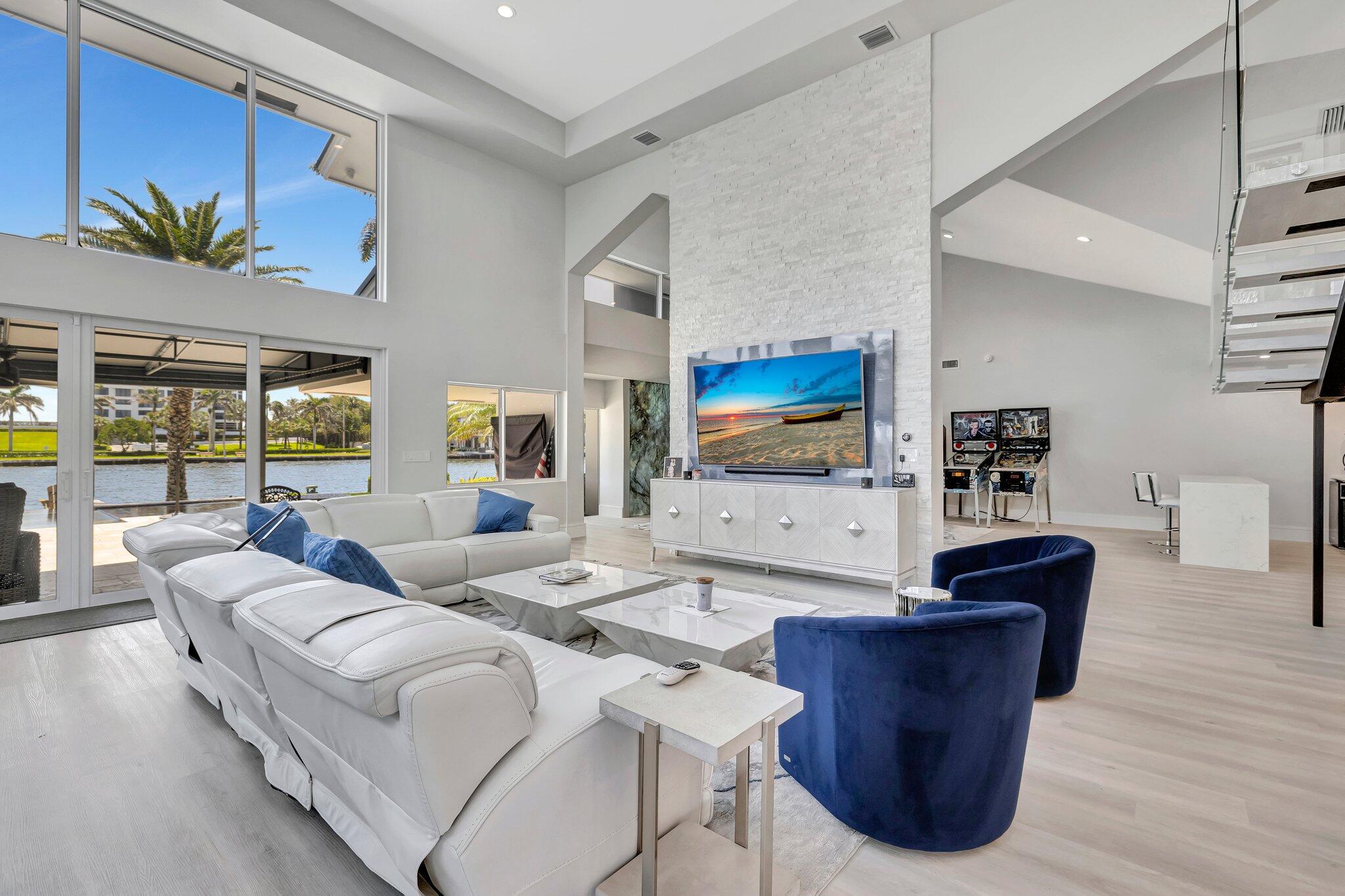 961 Iris Drive