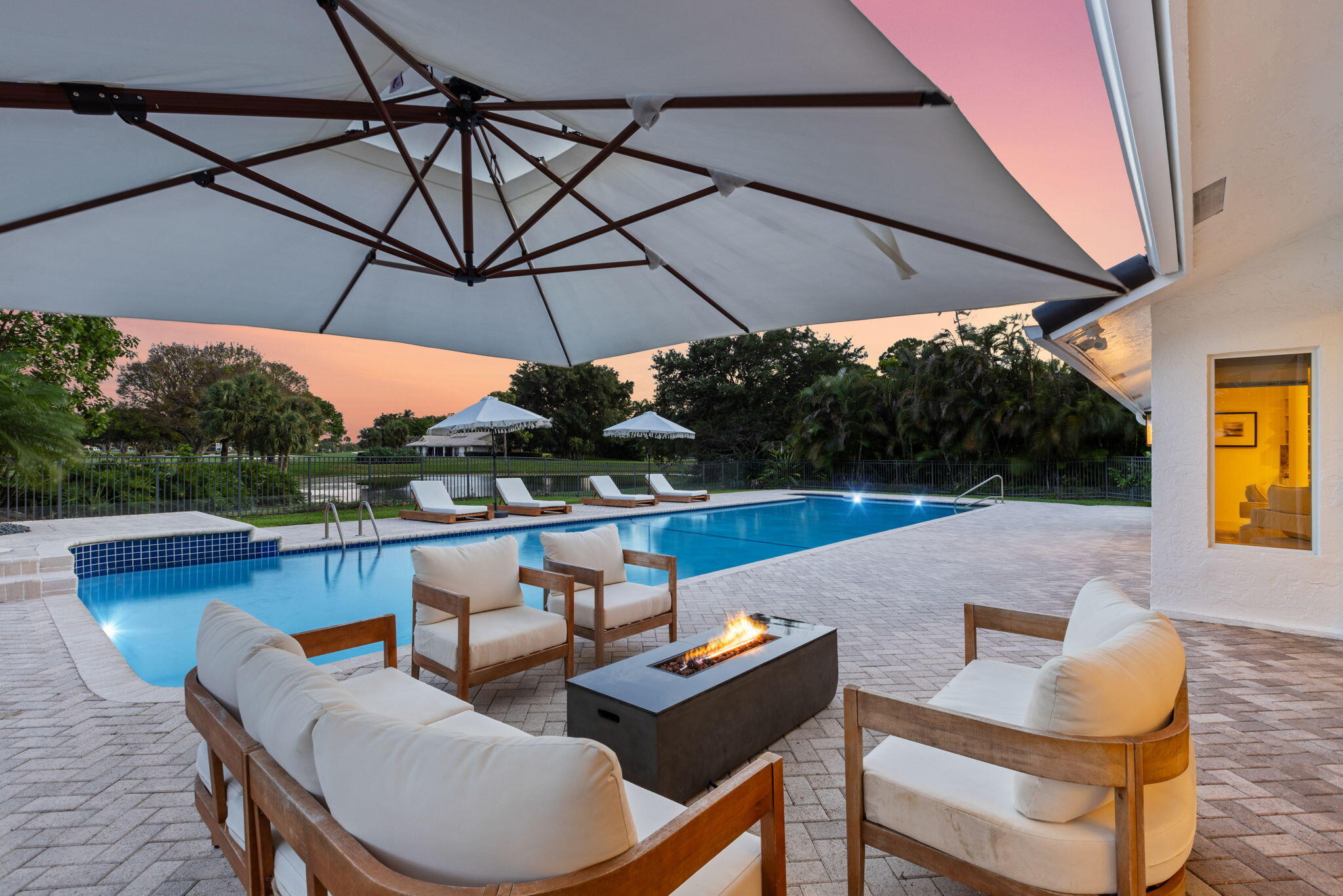 3600 Oakview Court