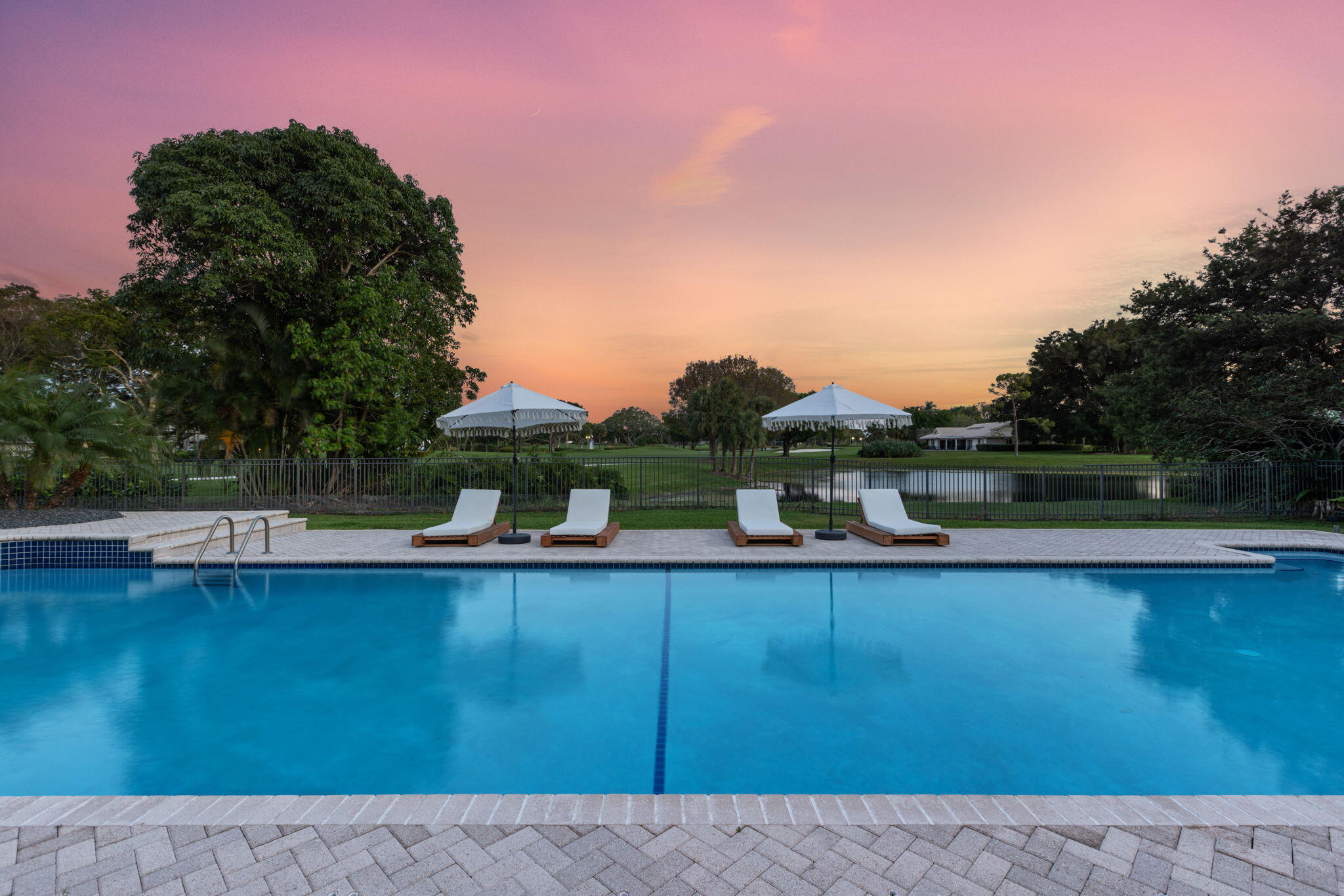 3600 Oakview Court