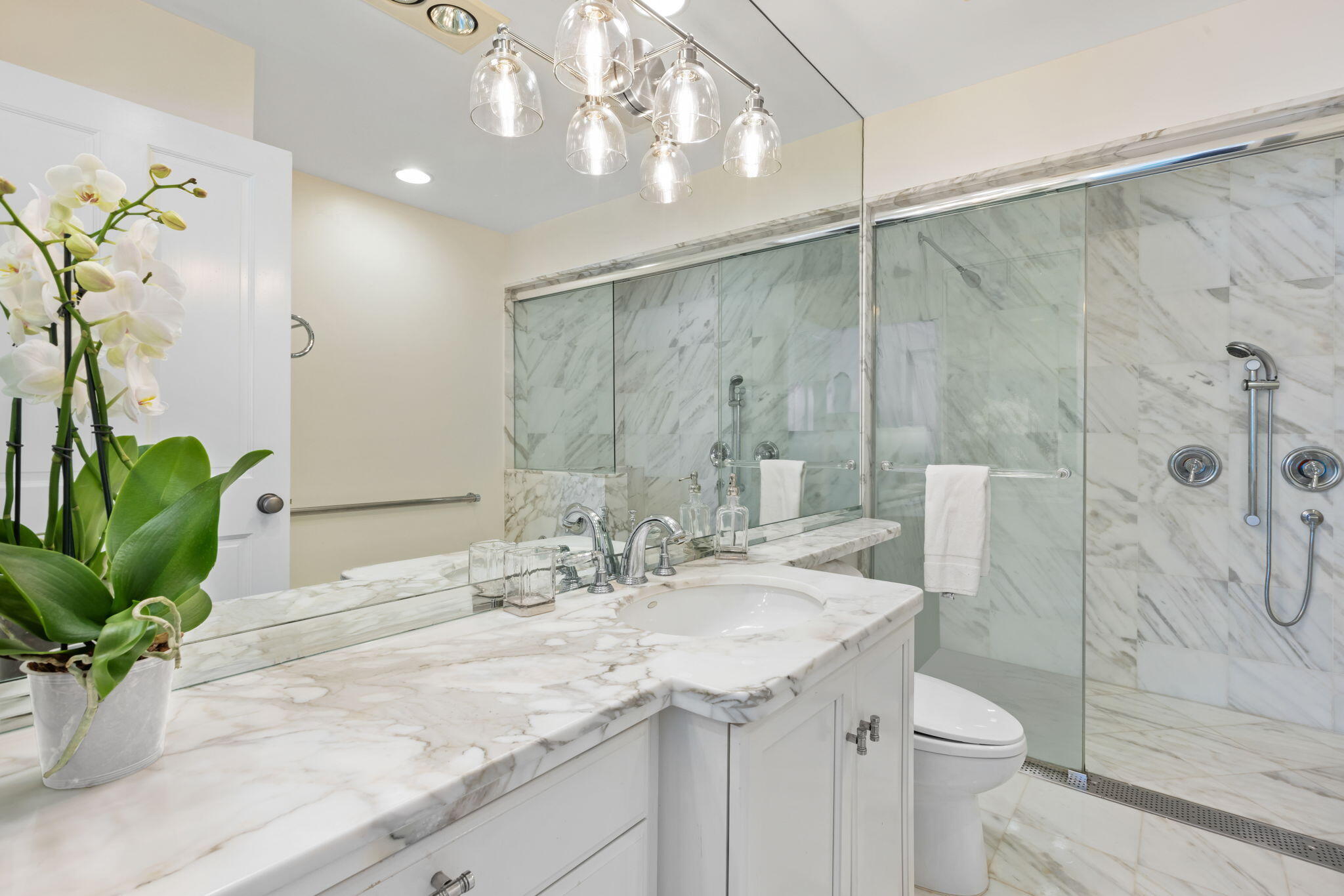3600 Oakview Court