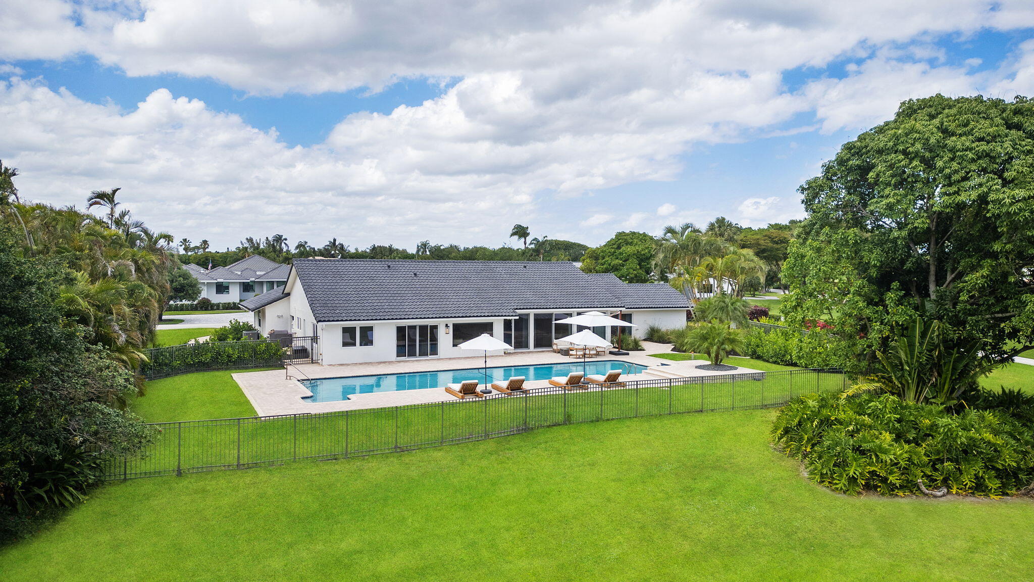 3600 Oakview Court