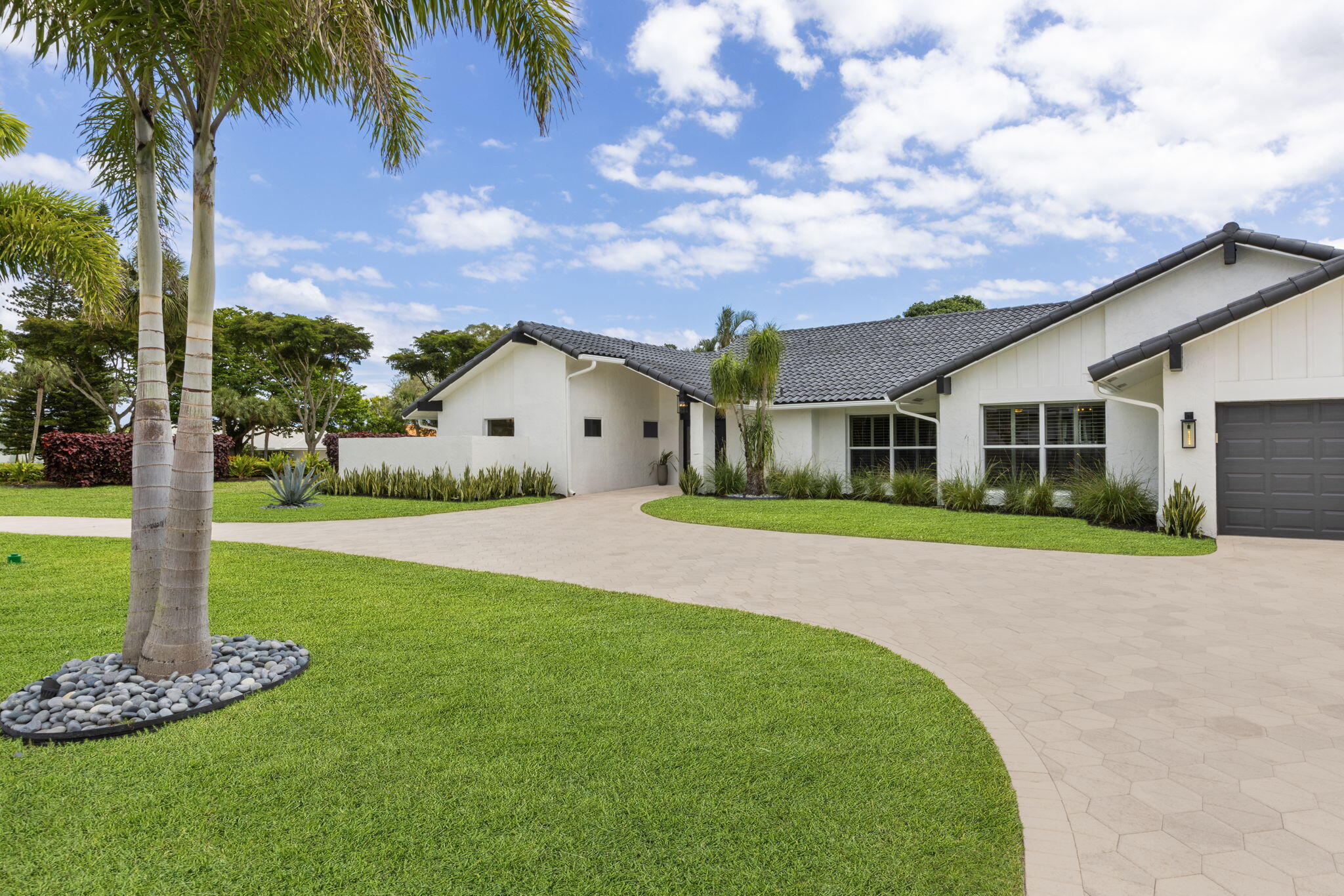 3600 Oakview Court