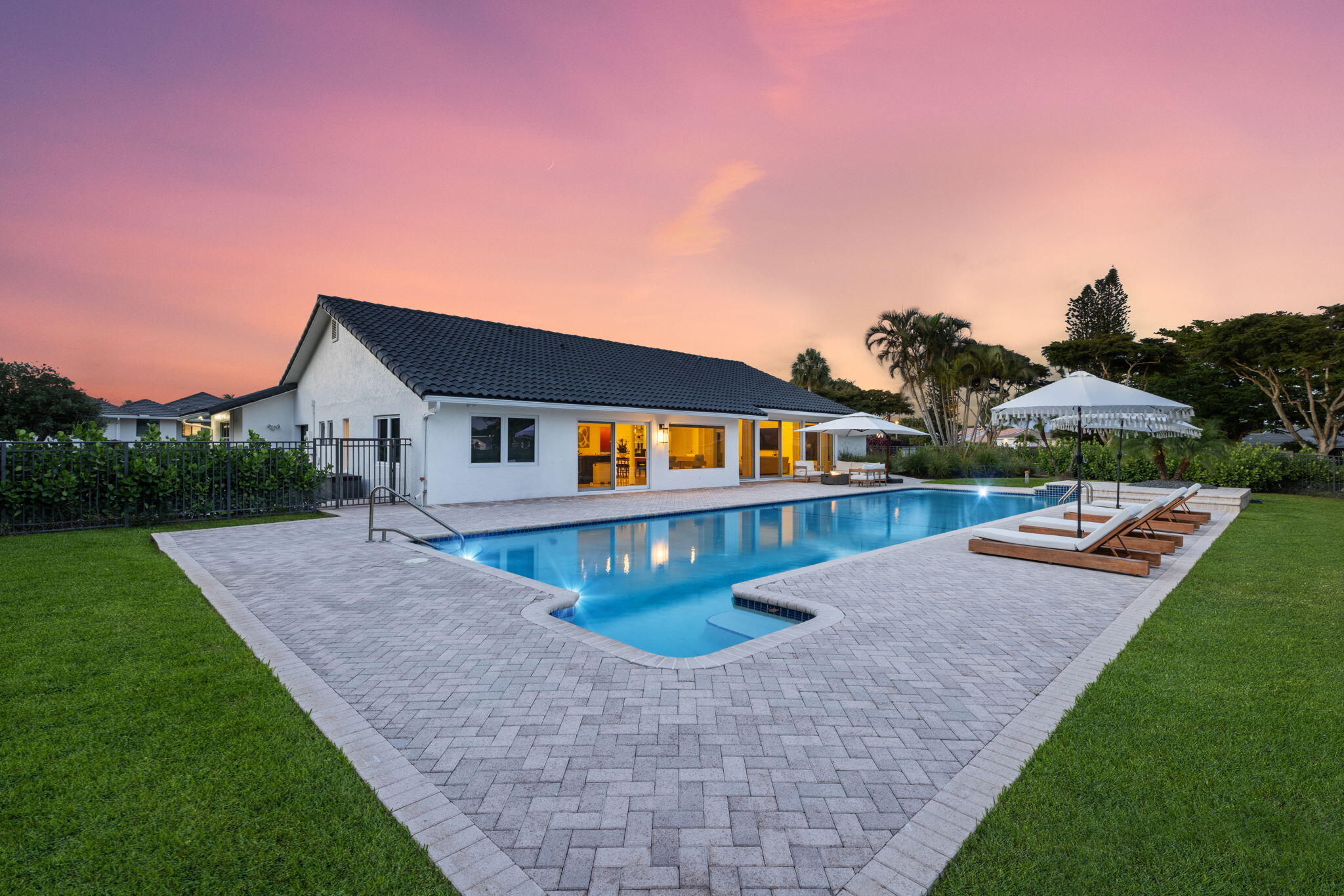3600 Oakview Court