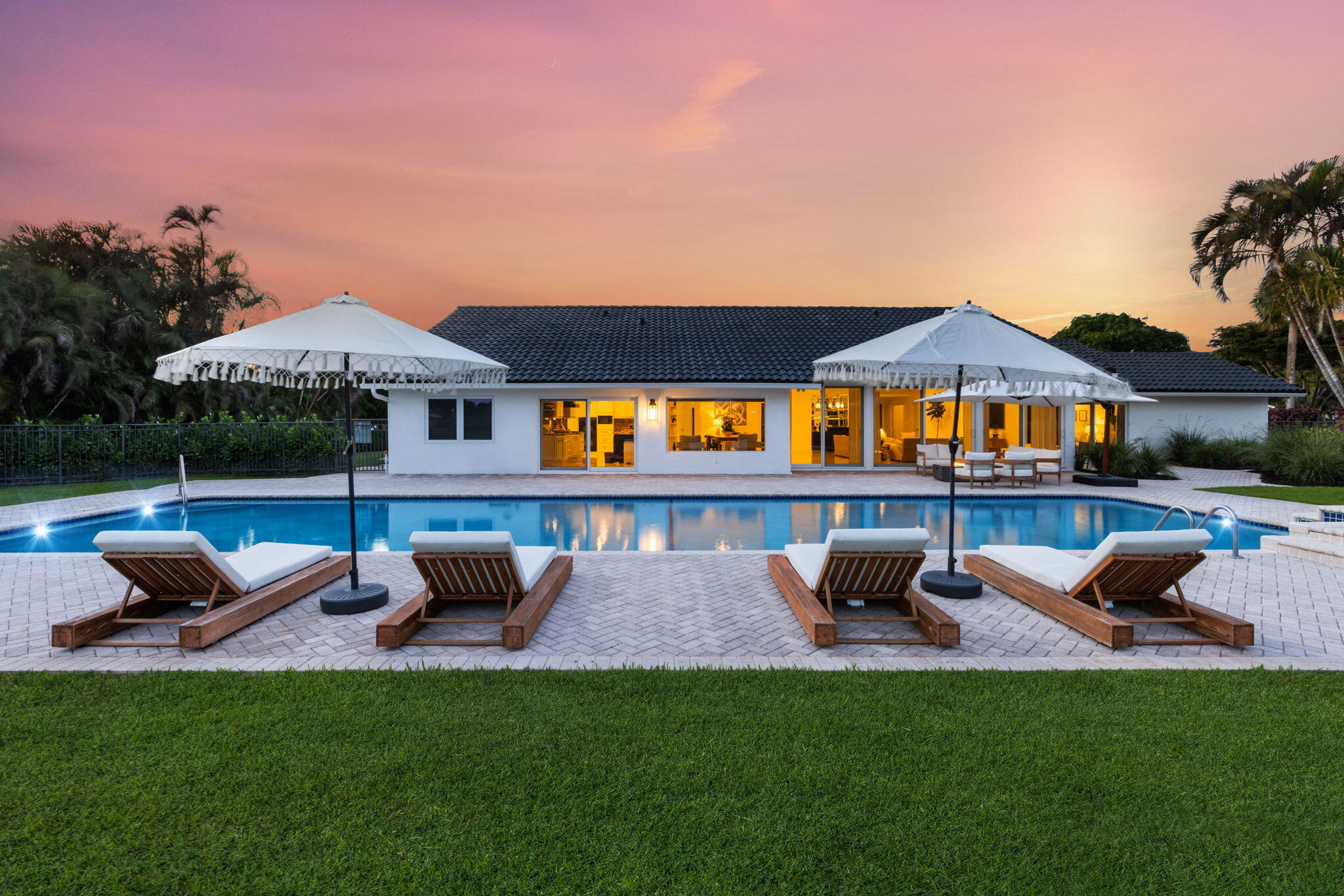 3600 Oakview Court