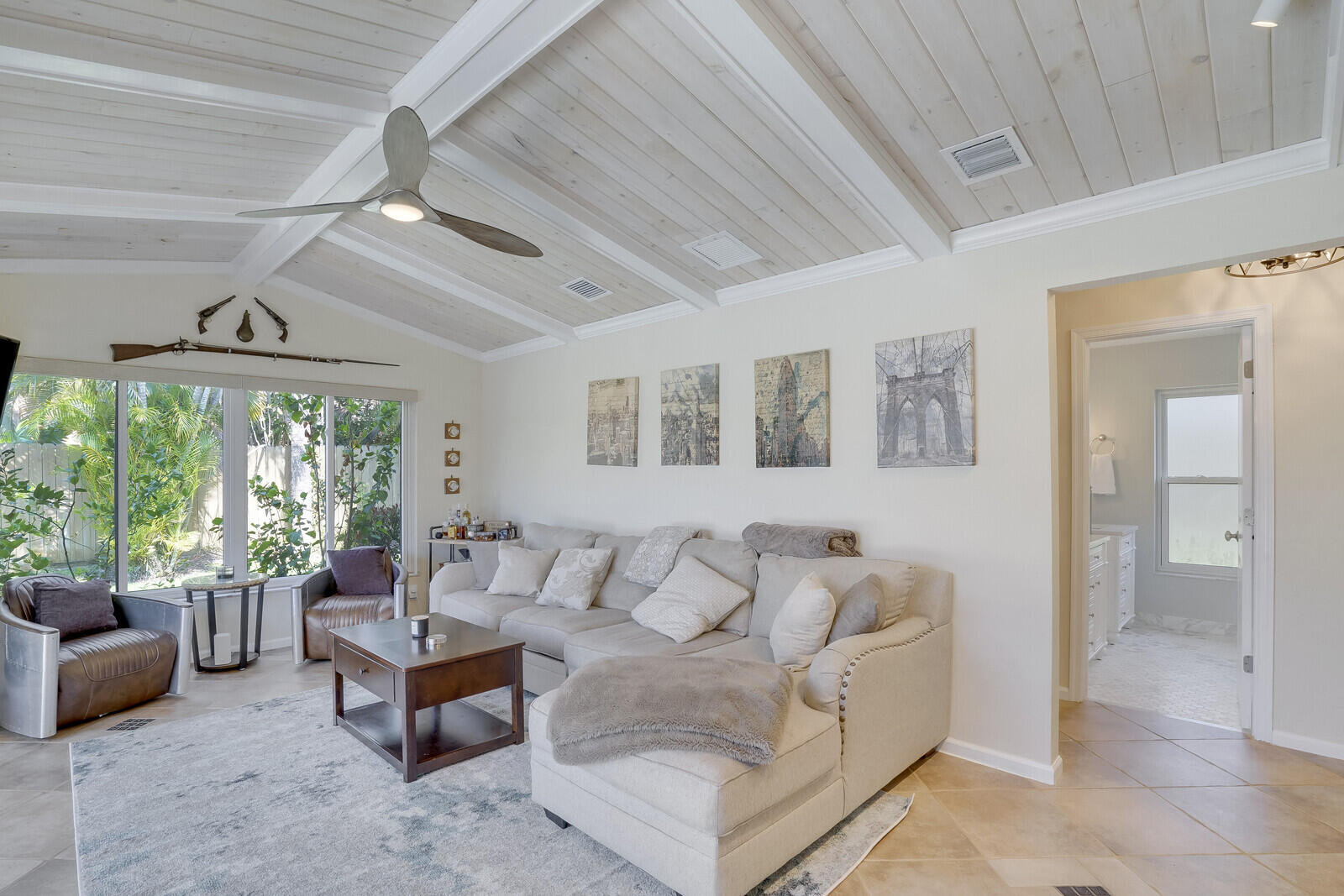 55 SW 15th Avenue