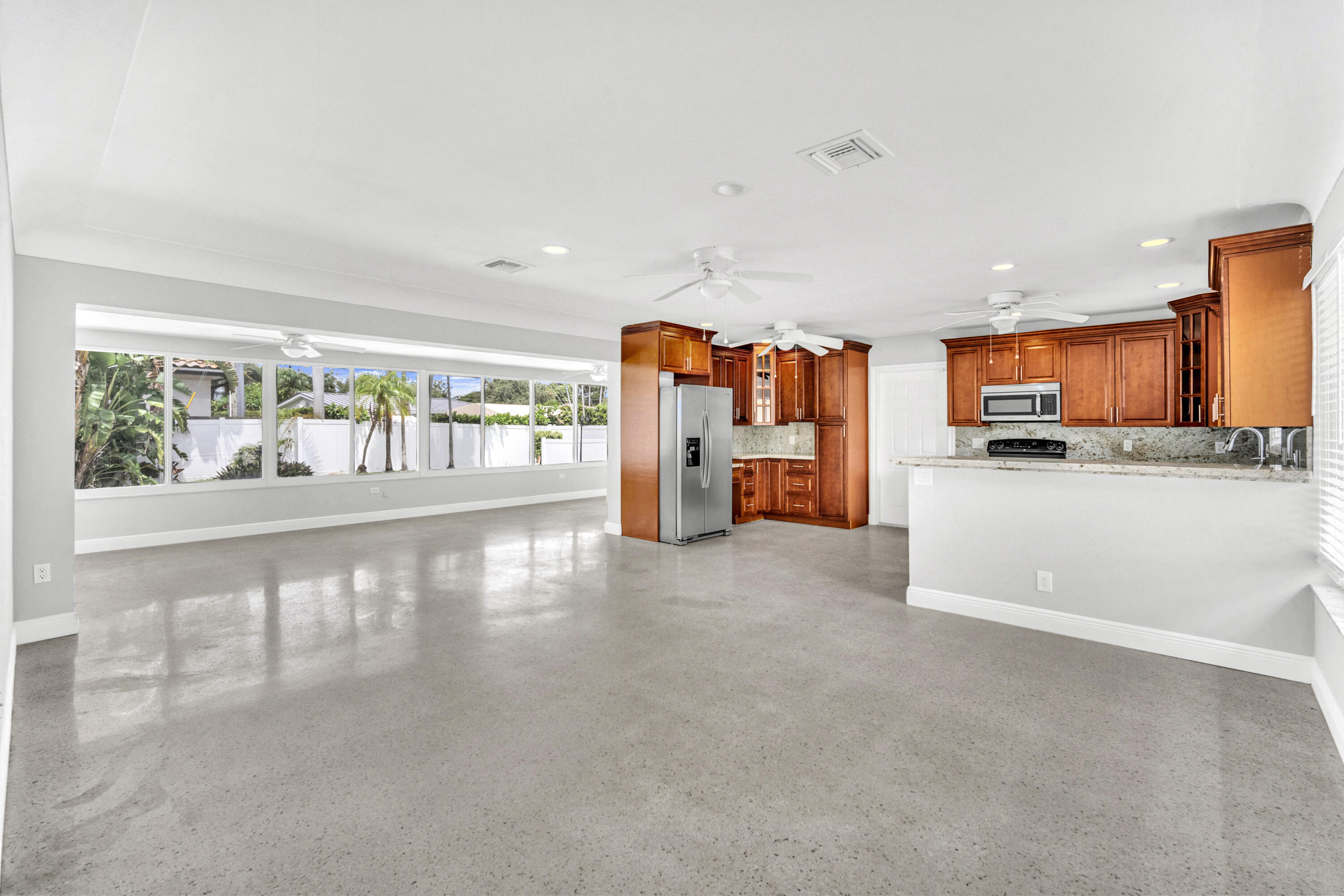 2141 NE 24th Street