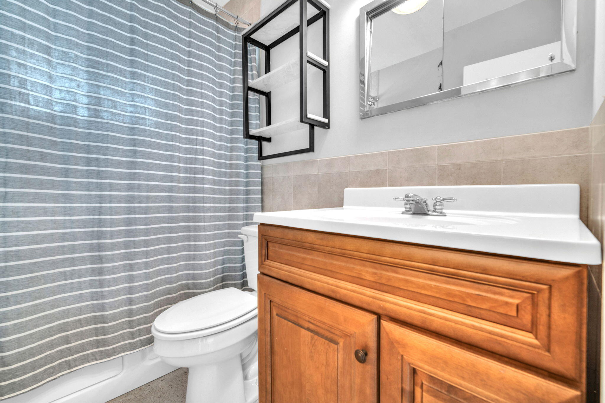 2141 NE 24th Street
