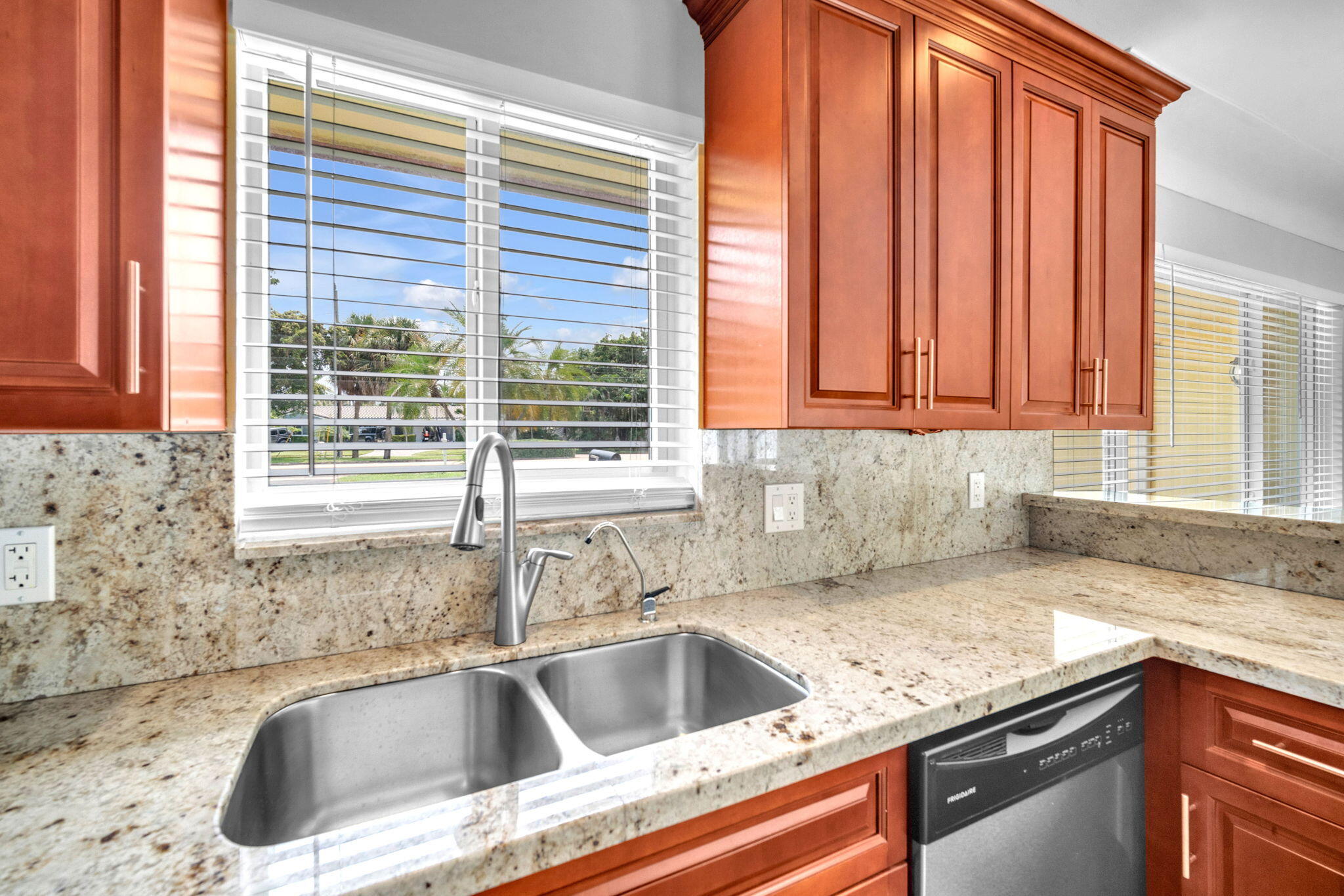 2141 NE 24th Street