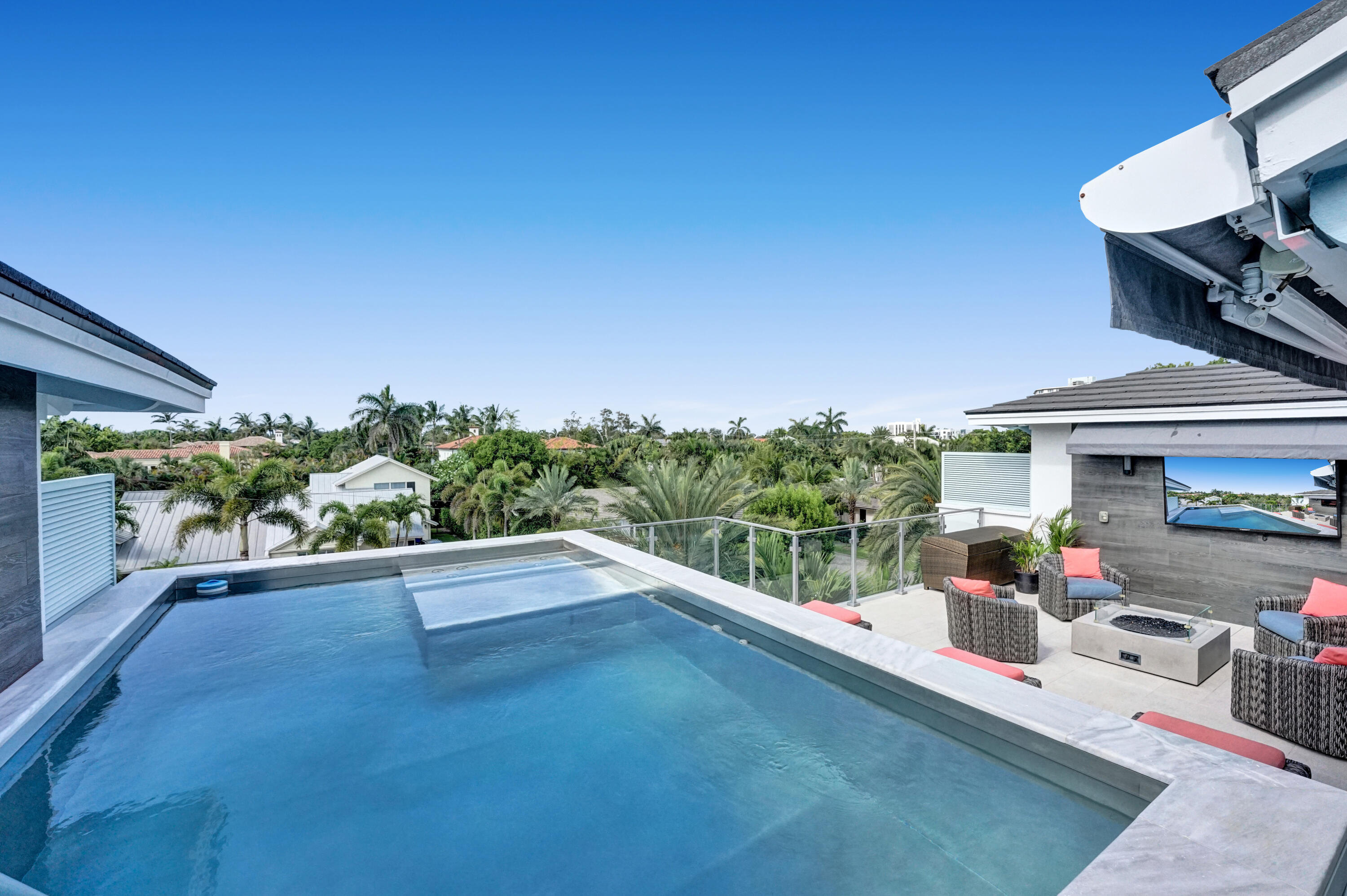 1017 Bucida Road