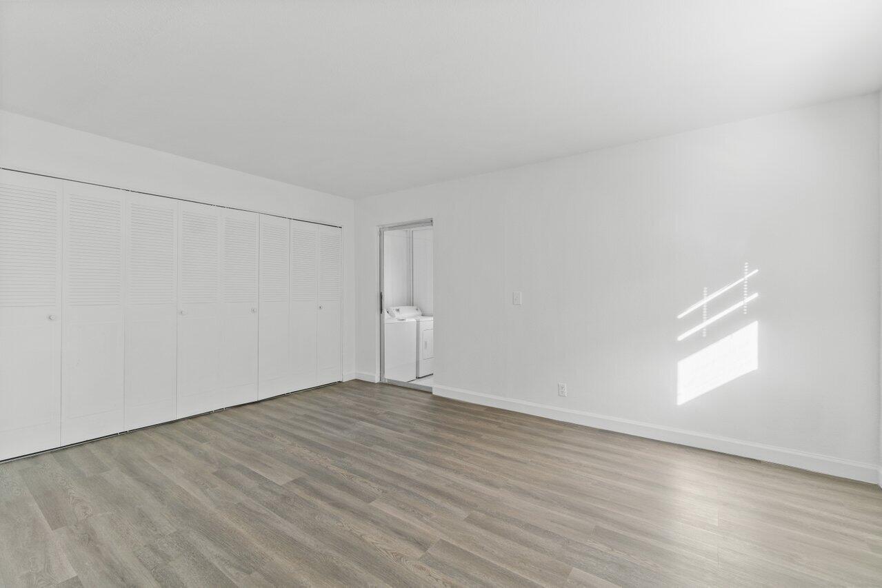 119 Monaco C