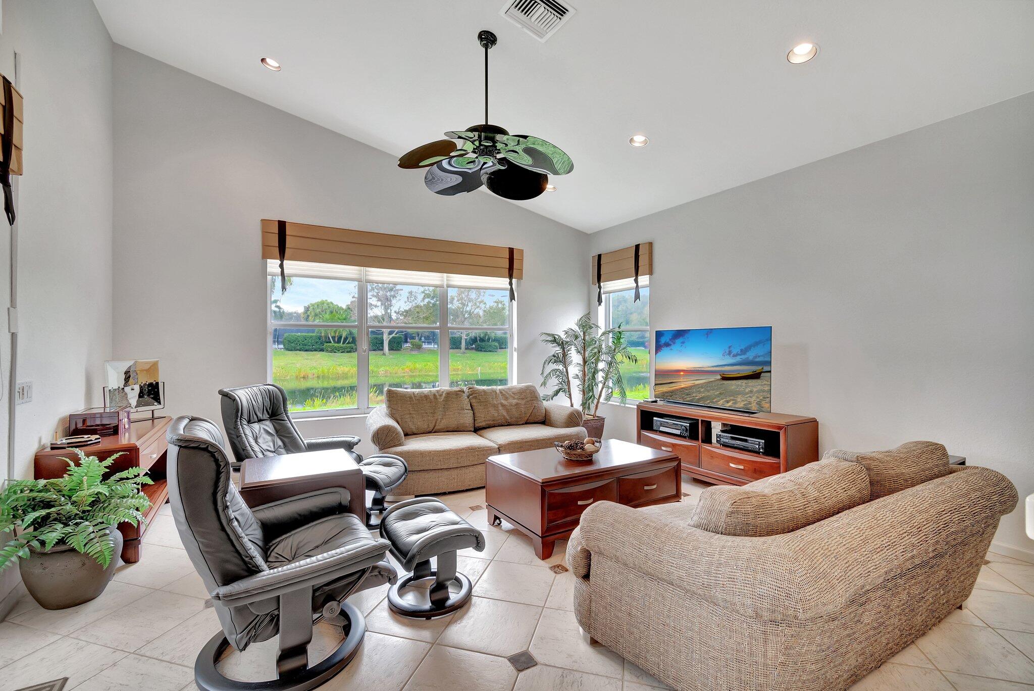 11607 Puerto Boulevard