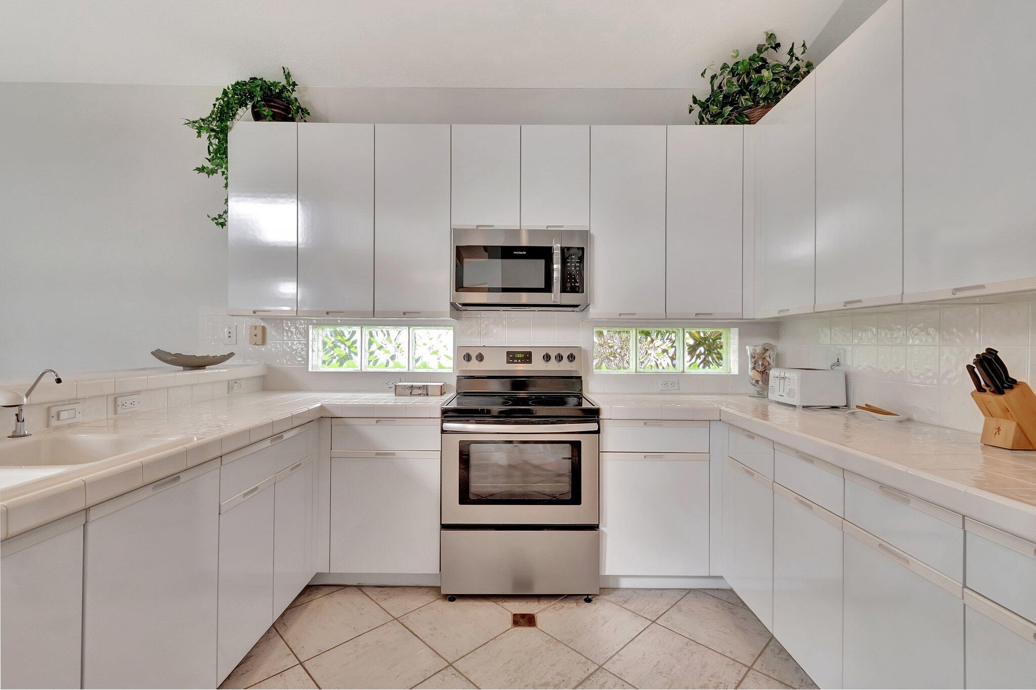 11607 Puerto Boulevard