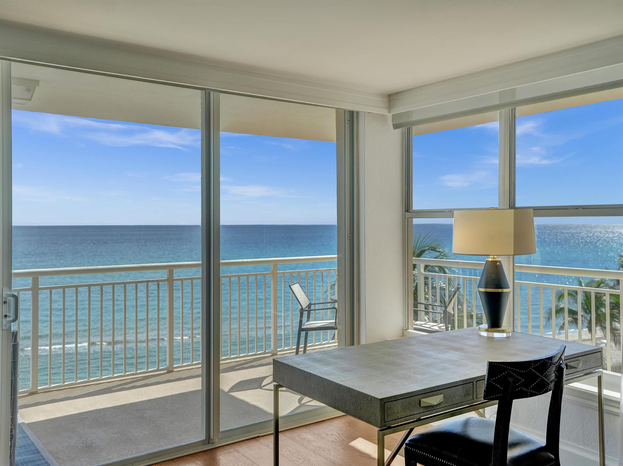 1051 Hillsboro Mile 510e