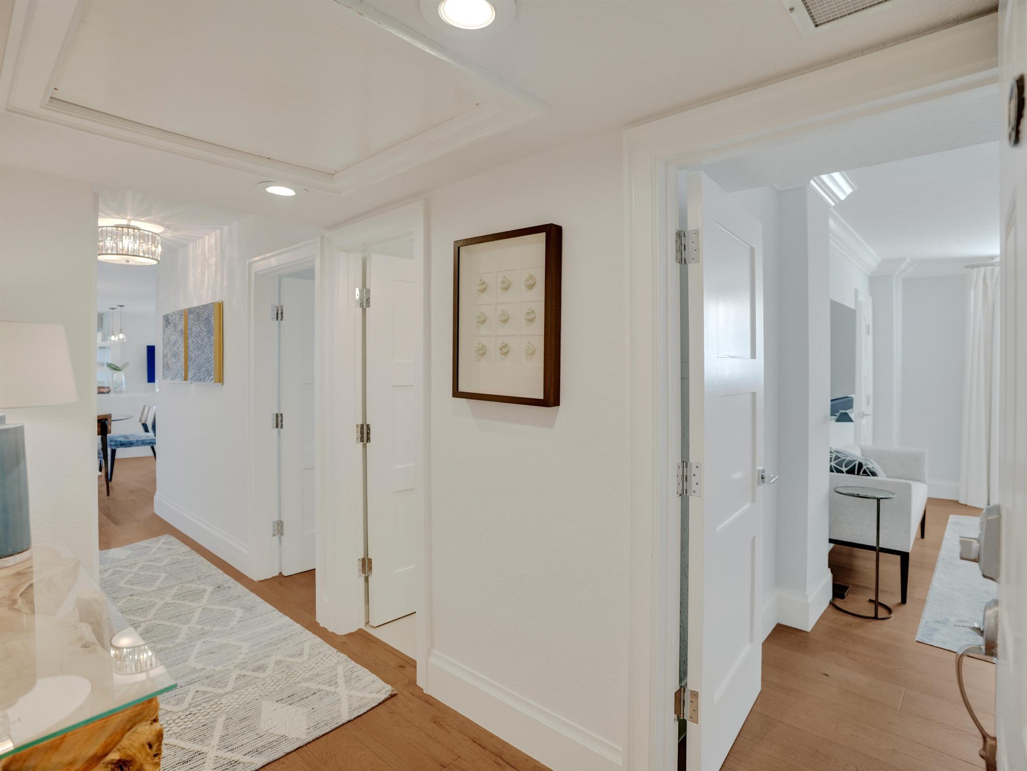 1051 Hillsboro Mile 510e