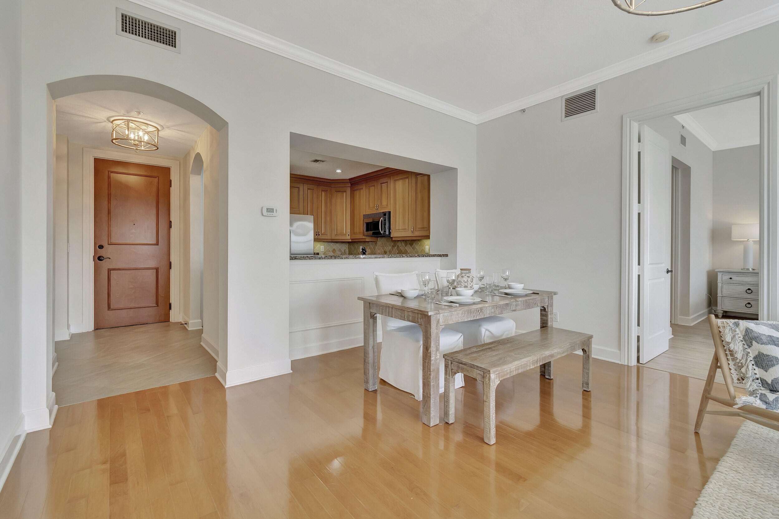 200 NE 2nd Avenue 410