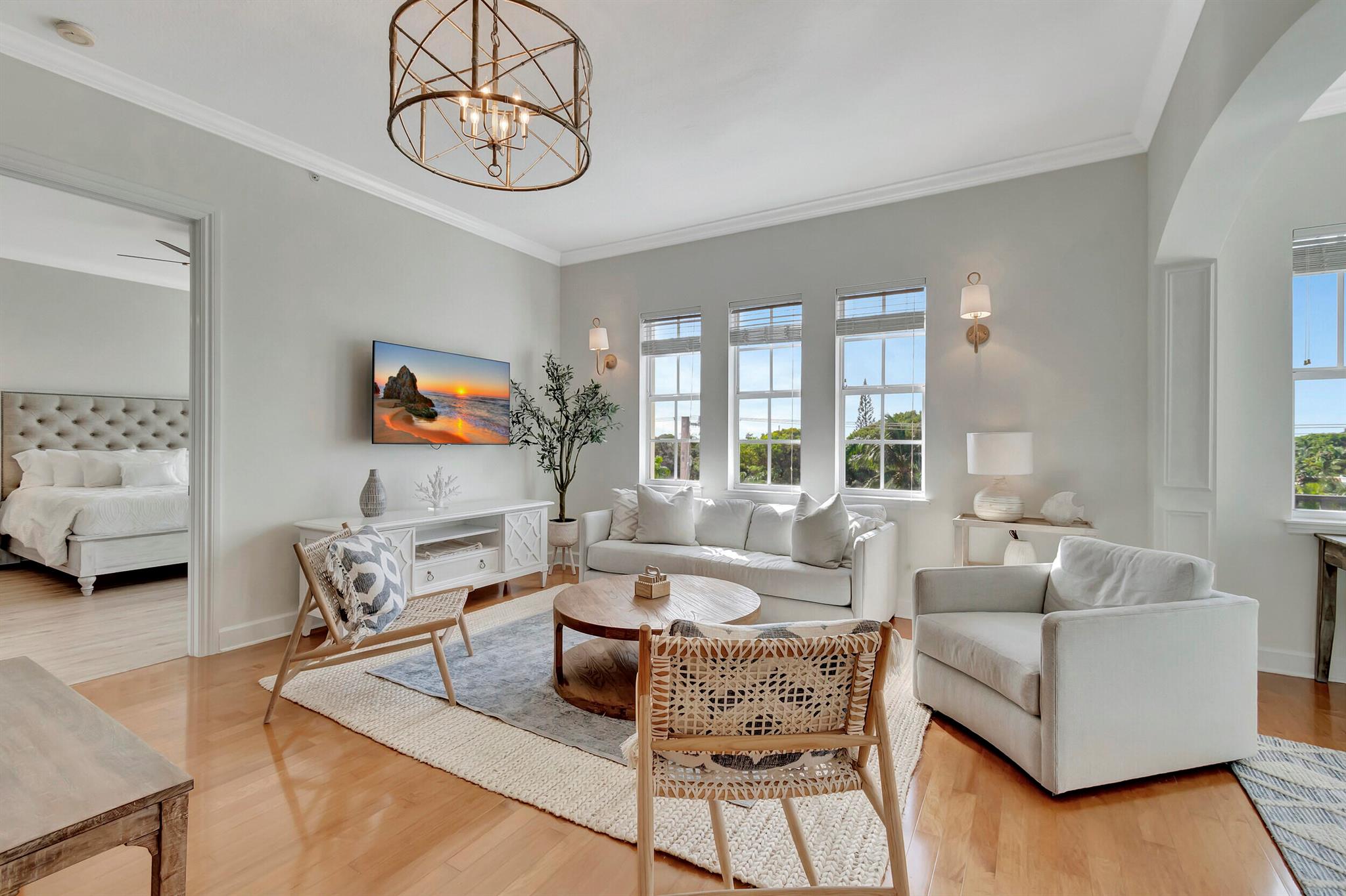 200 NE 2nd Avenue 410