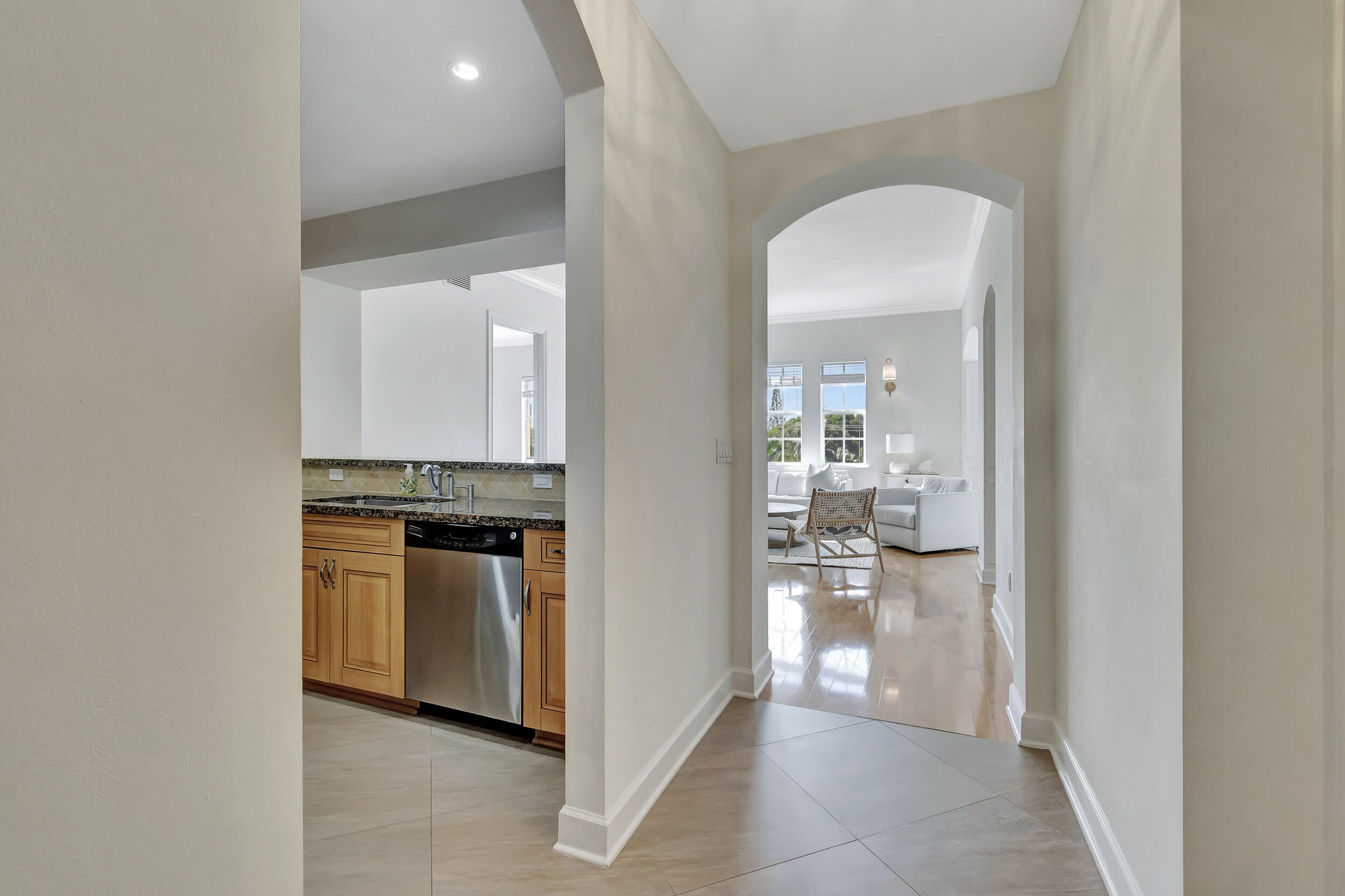 200 NE 2nd Avenue 410