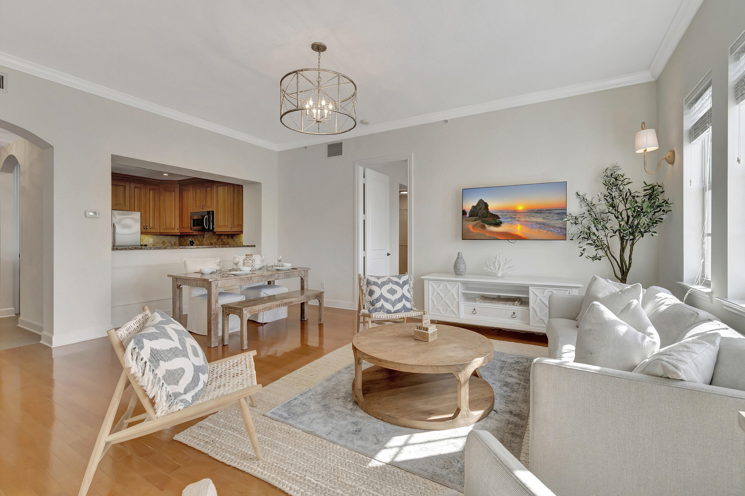 200 NE 2nd Avenue 410