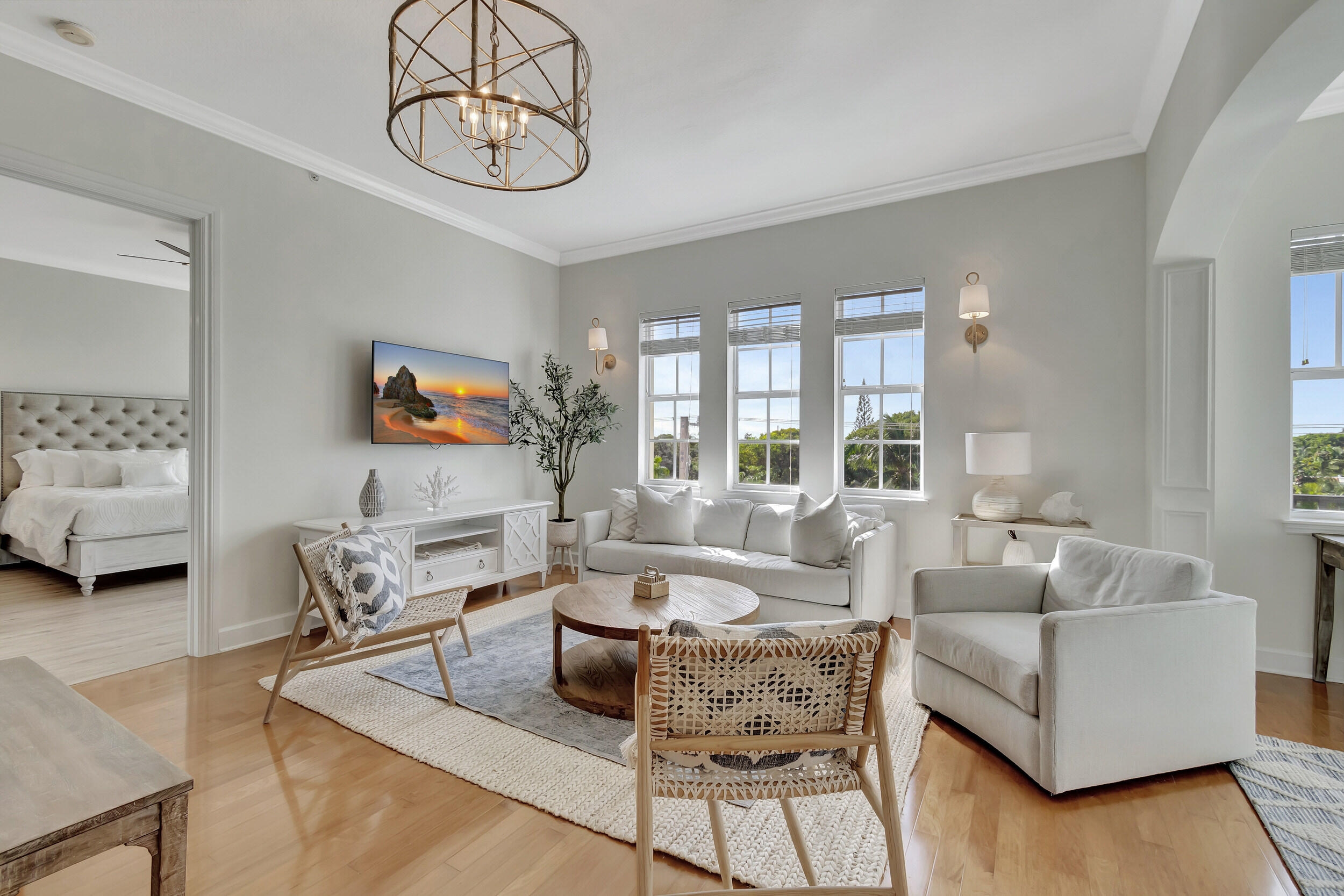 200 NE 2nd Avenue 410