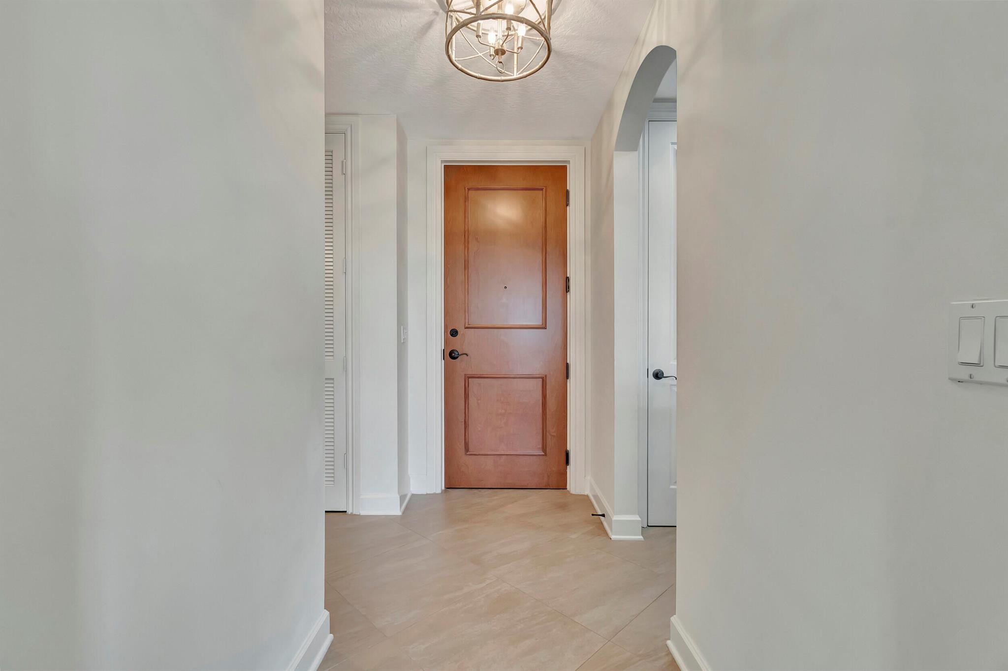 200 NE 2nd Avenue 410