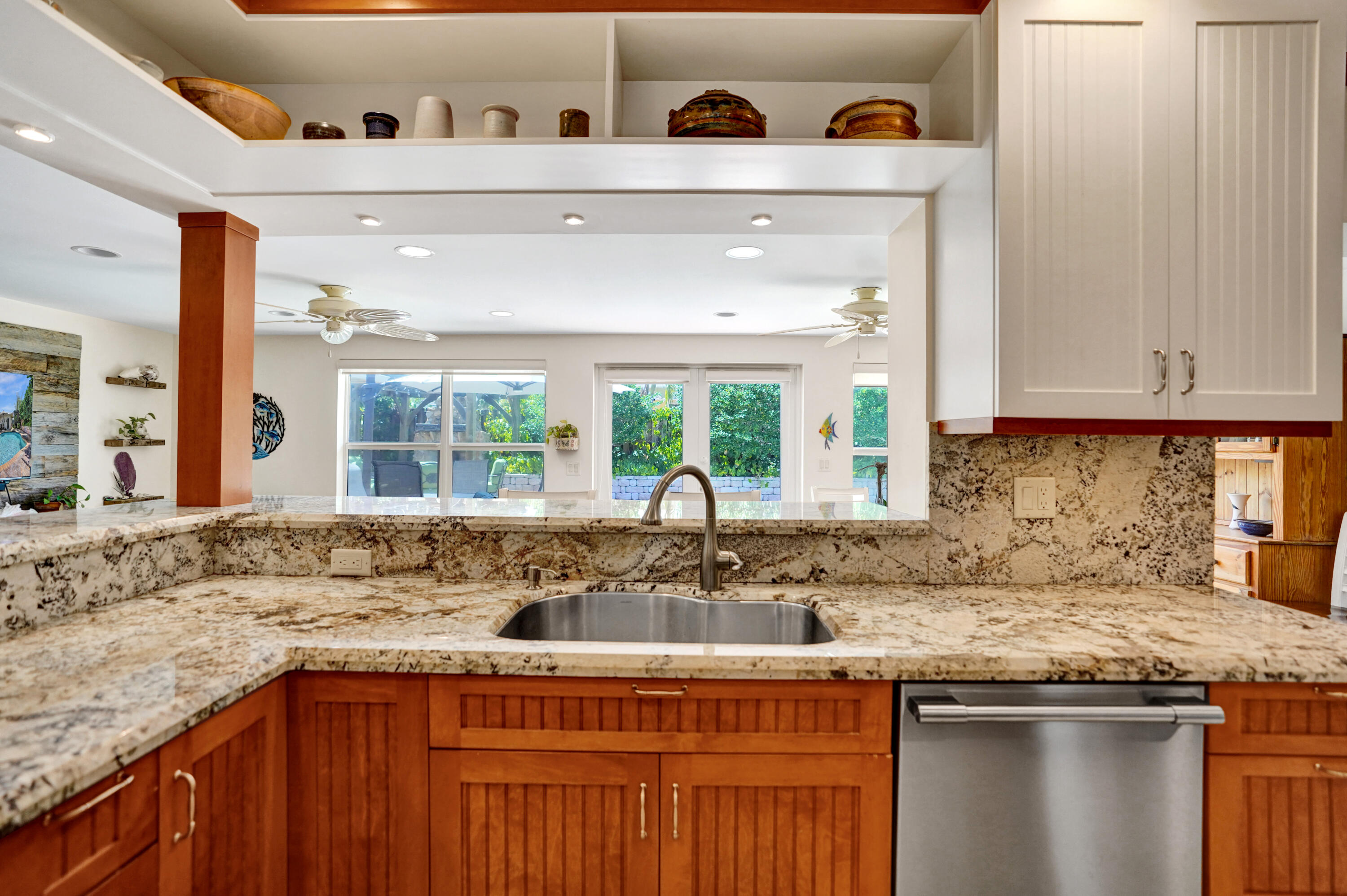 445 SE 17th Terrace