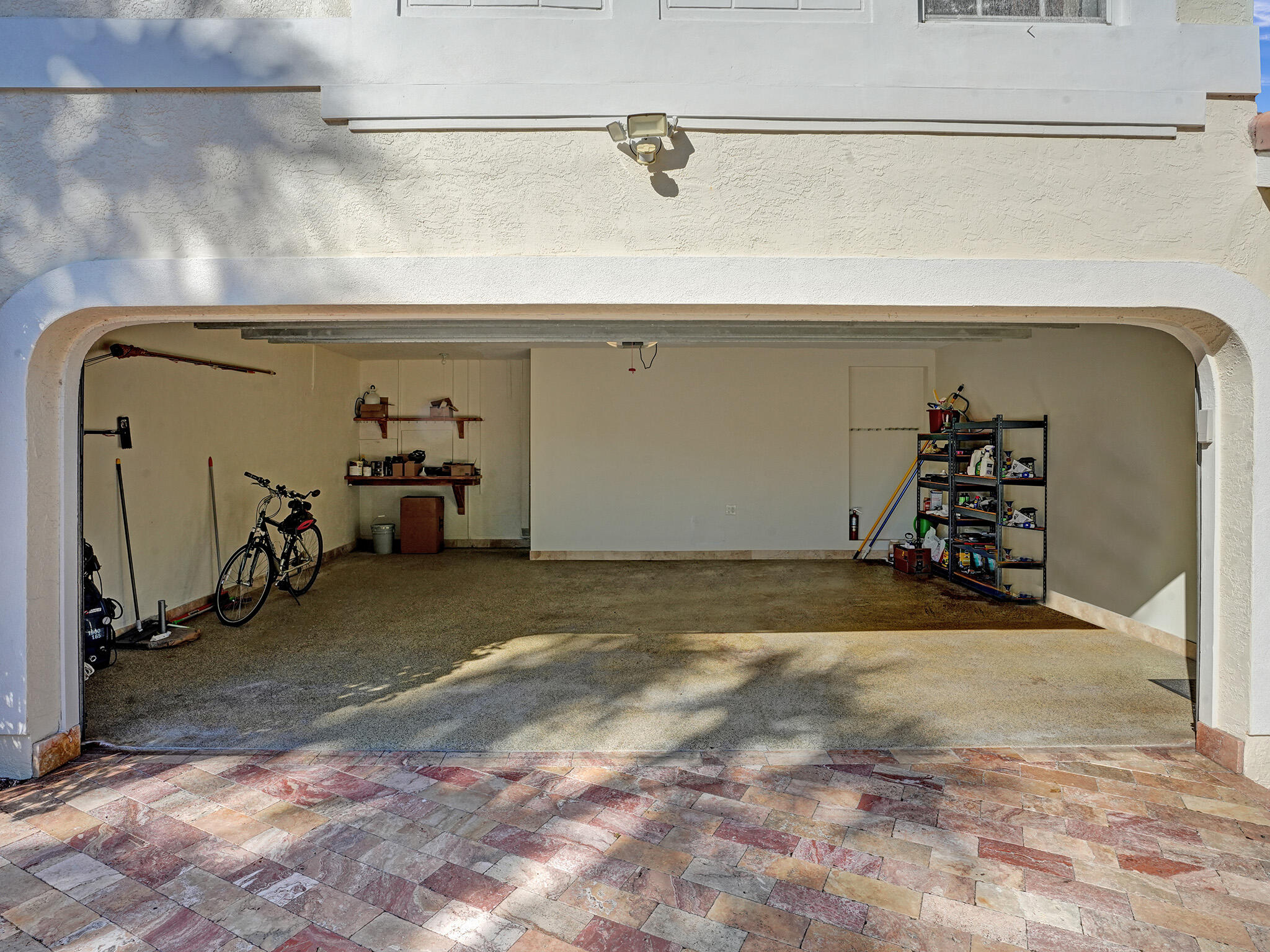 1120 SW 19th Avenue