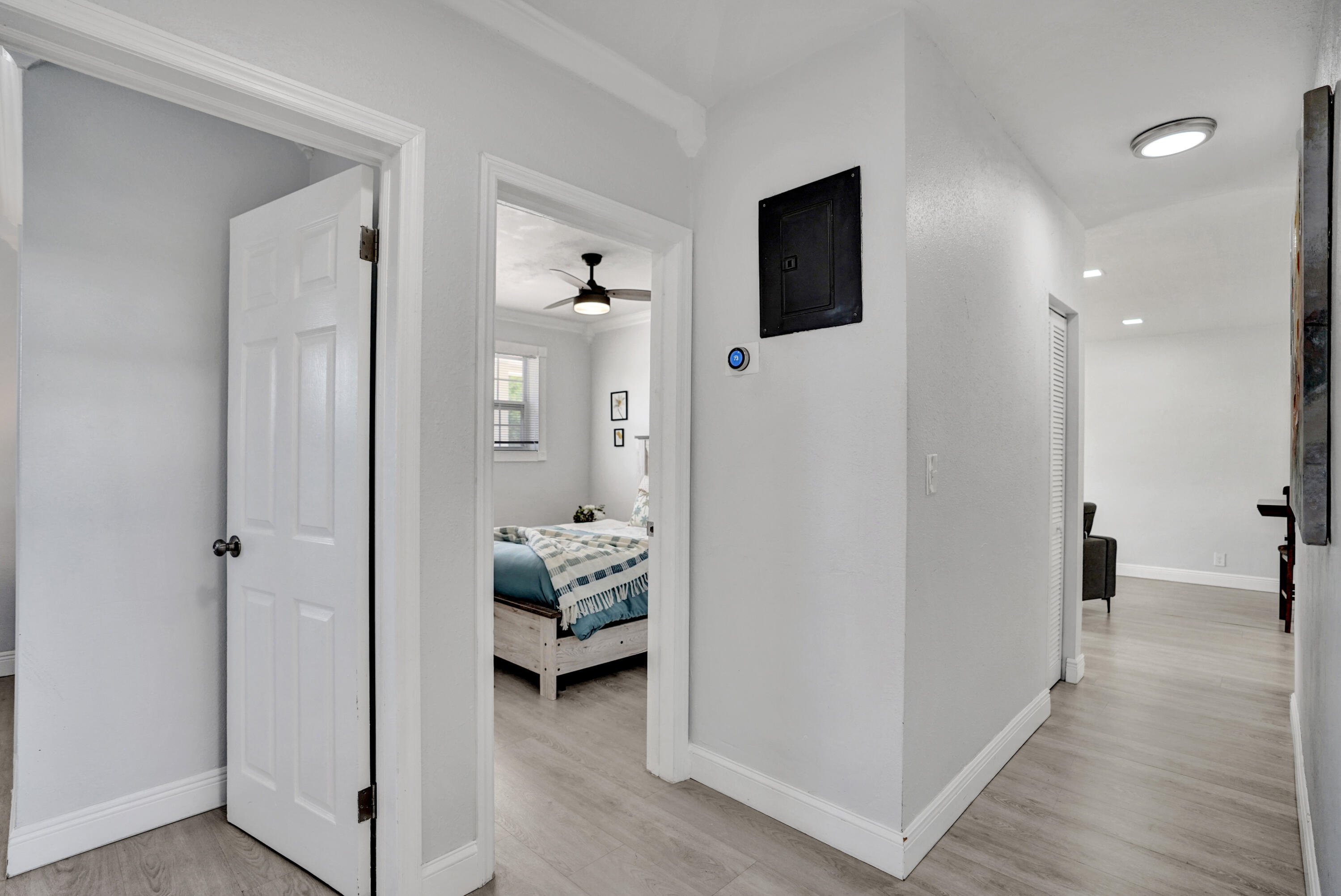 2661 NE 20th Street