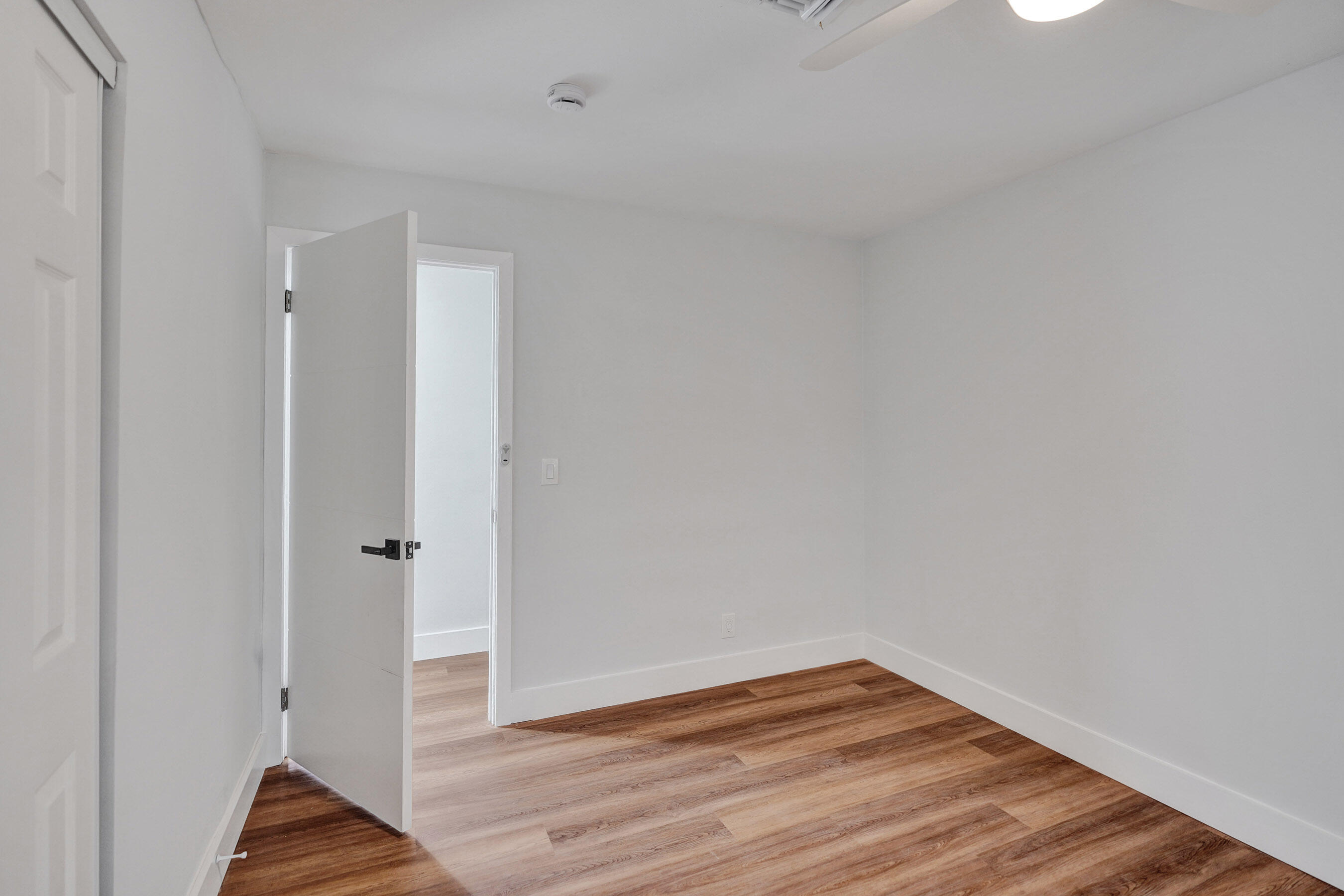 450 NW 15th Street