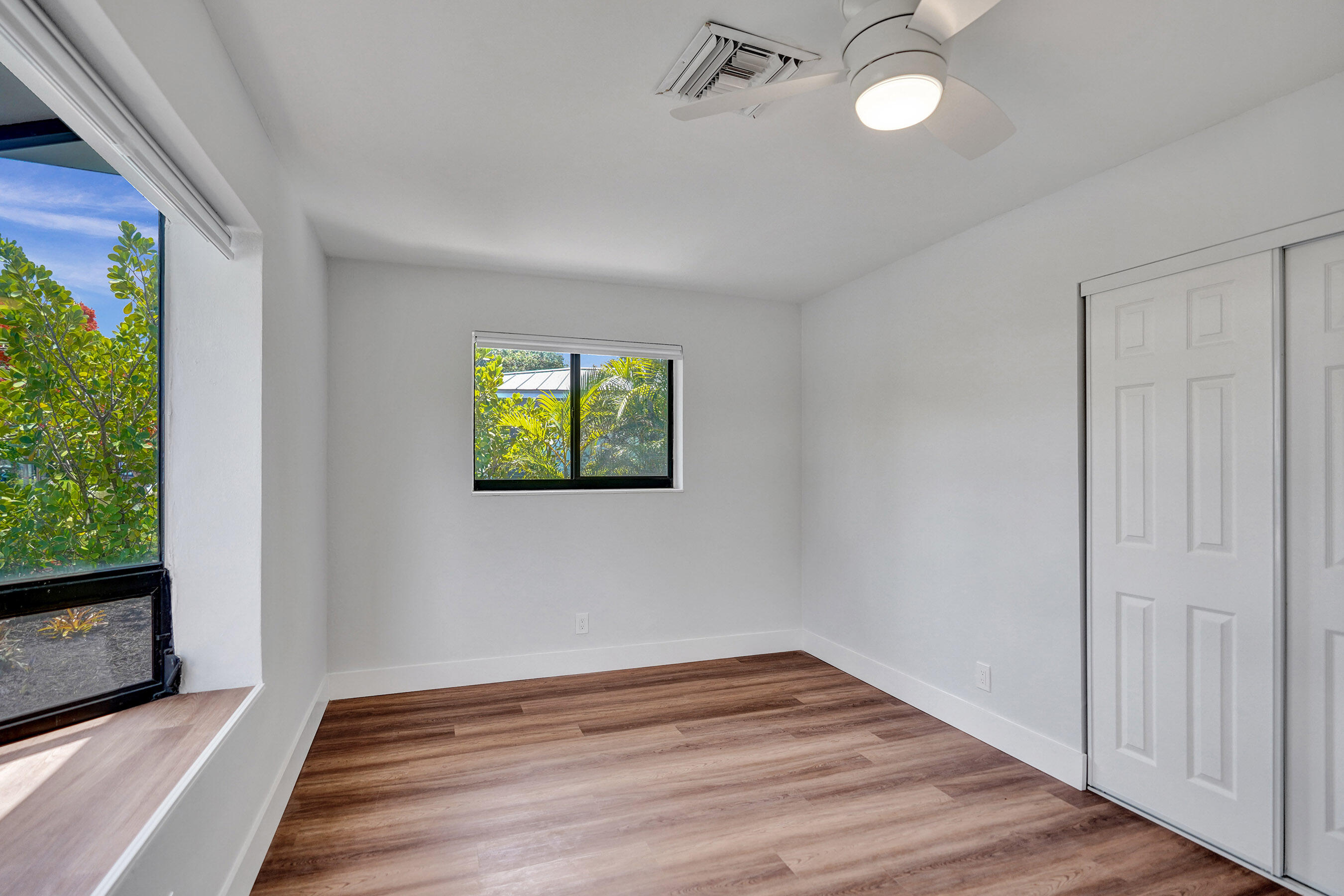 450 NW 15th Street