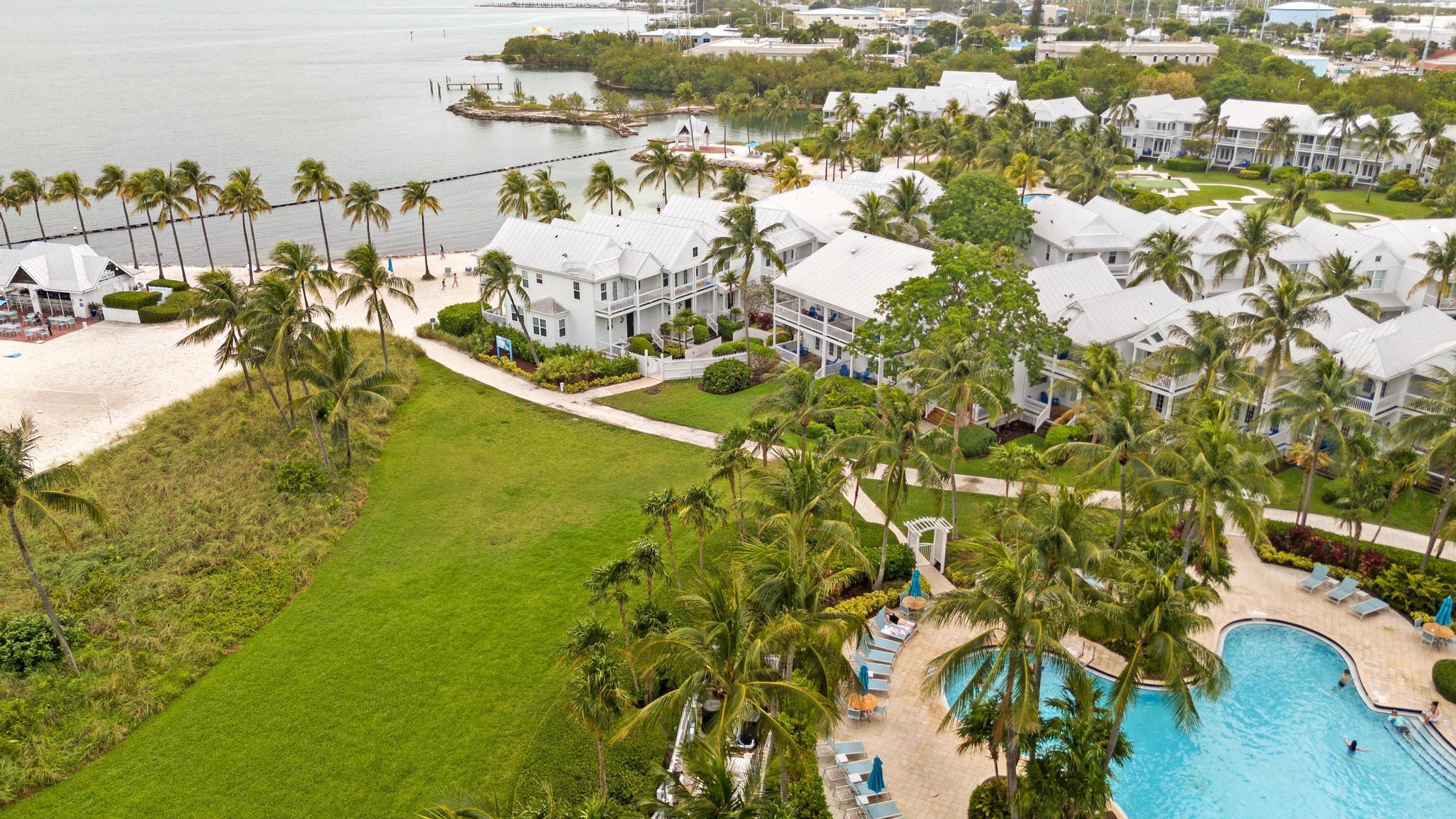 2600 Overseas Highway 37