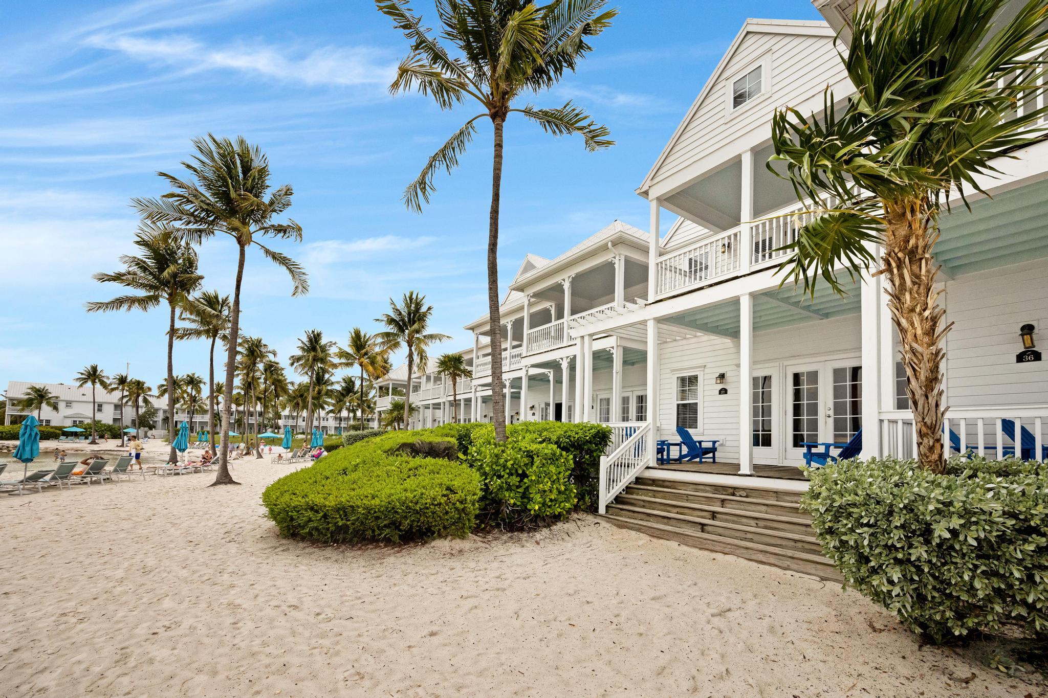2600 Overseas Highway 37