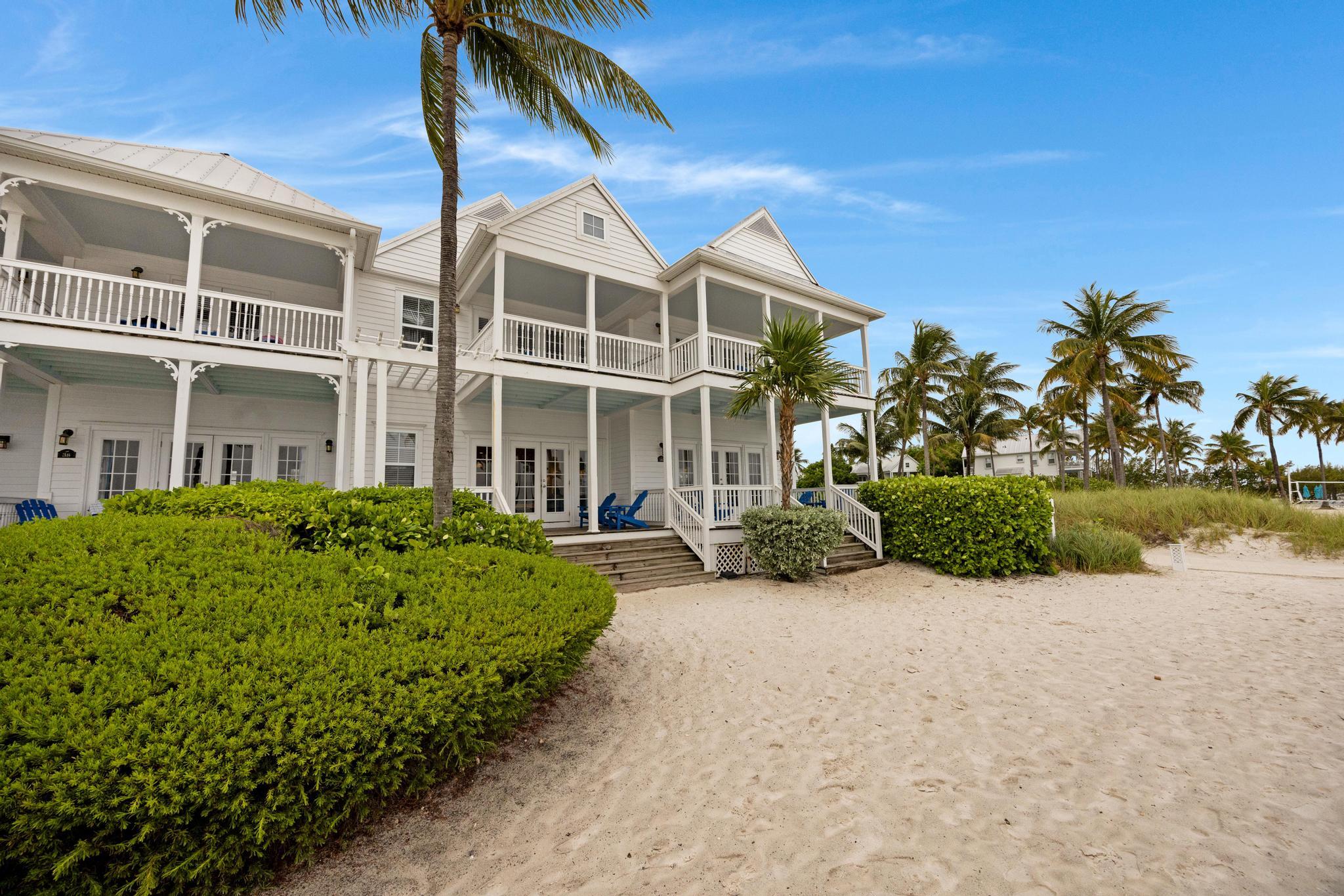 2600 Overseas Highway 37