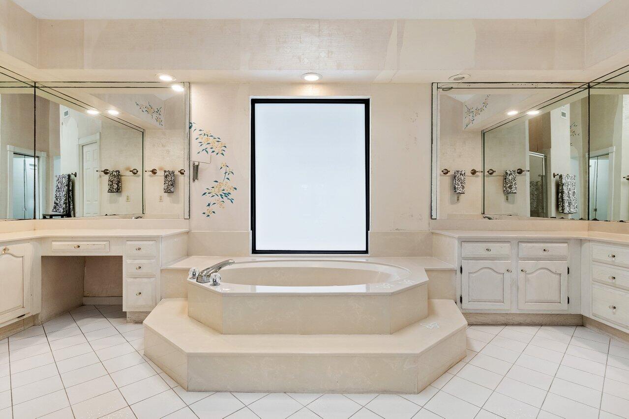 264 Deer Creek Woodlake Circle, Deerfield Beach
