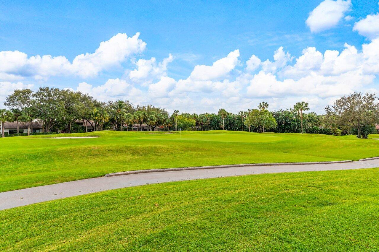 264 Deer Creek Woodlake Circle, Deerfield Beach