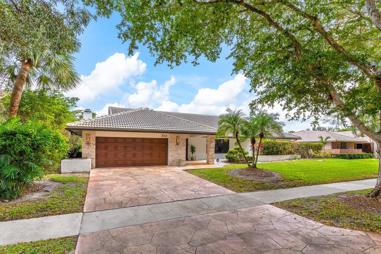 264 Deer Creek Woodlake Circle, Deerfield Beach