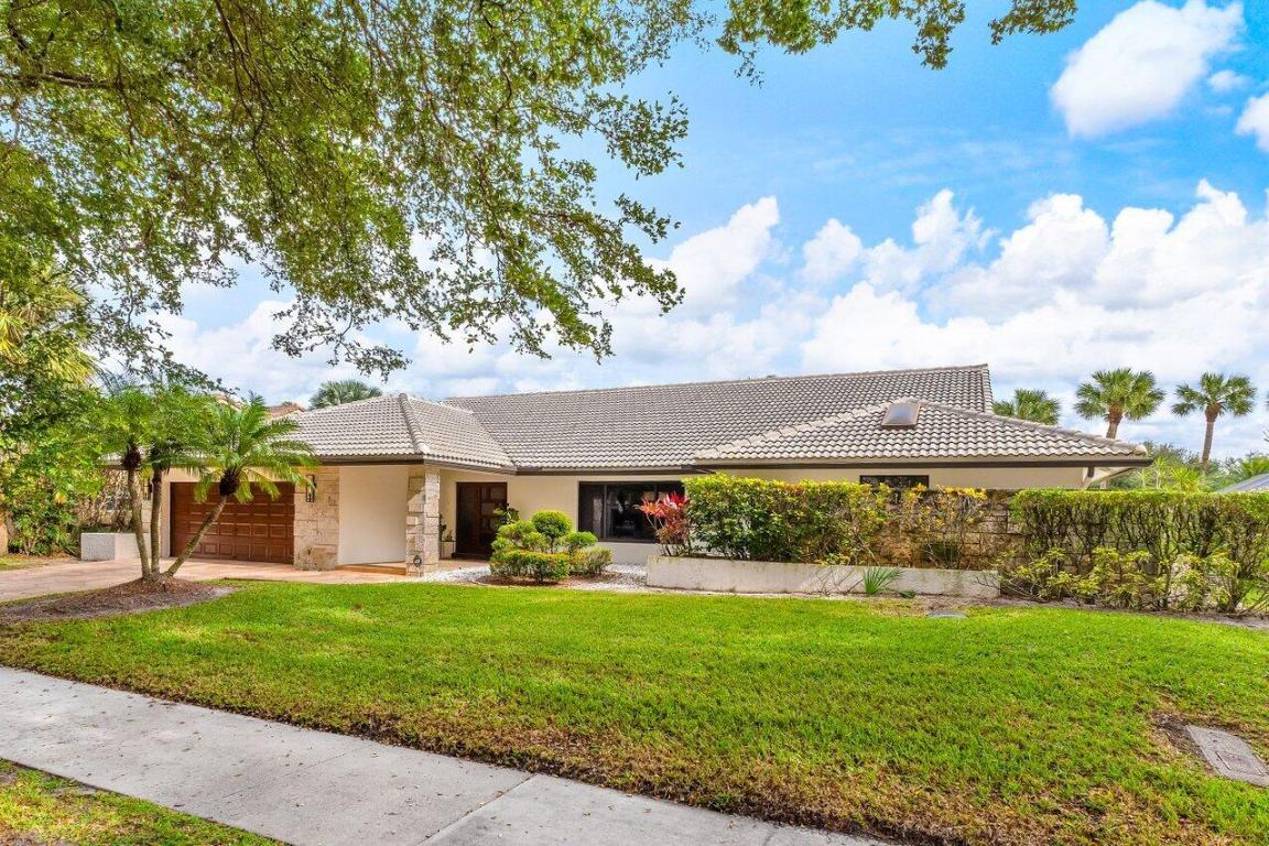 264 Deer Creek Woodlake Circle, Deerfield Beach
