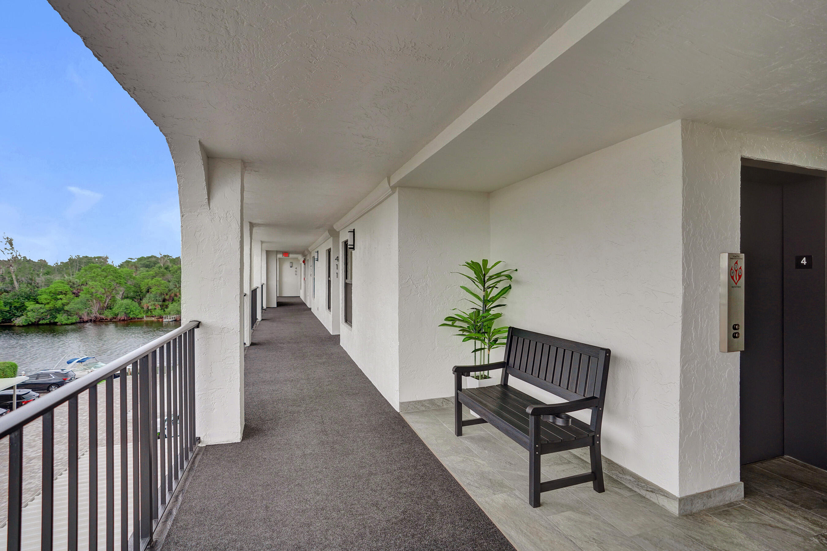 1627 Riverview Road 410