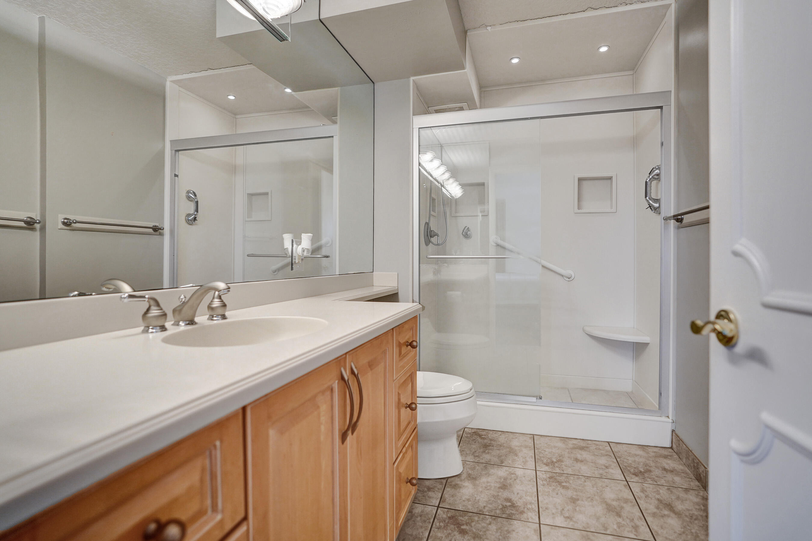 1627 Riverview Road 410