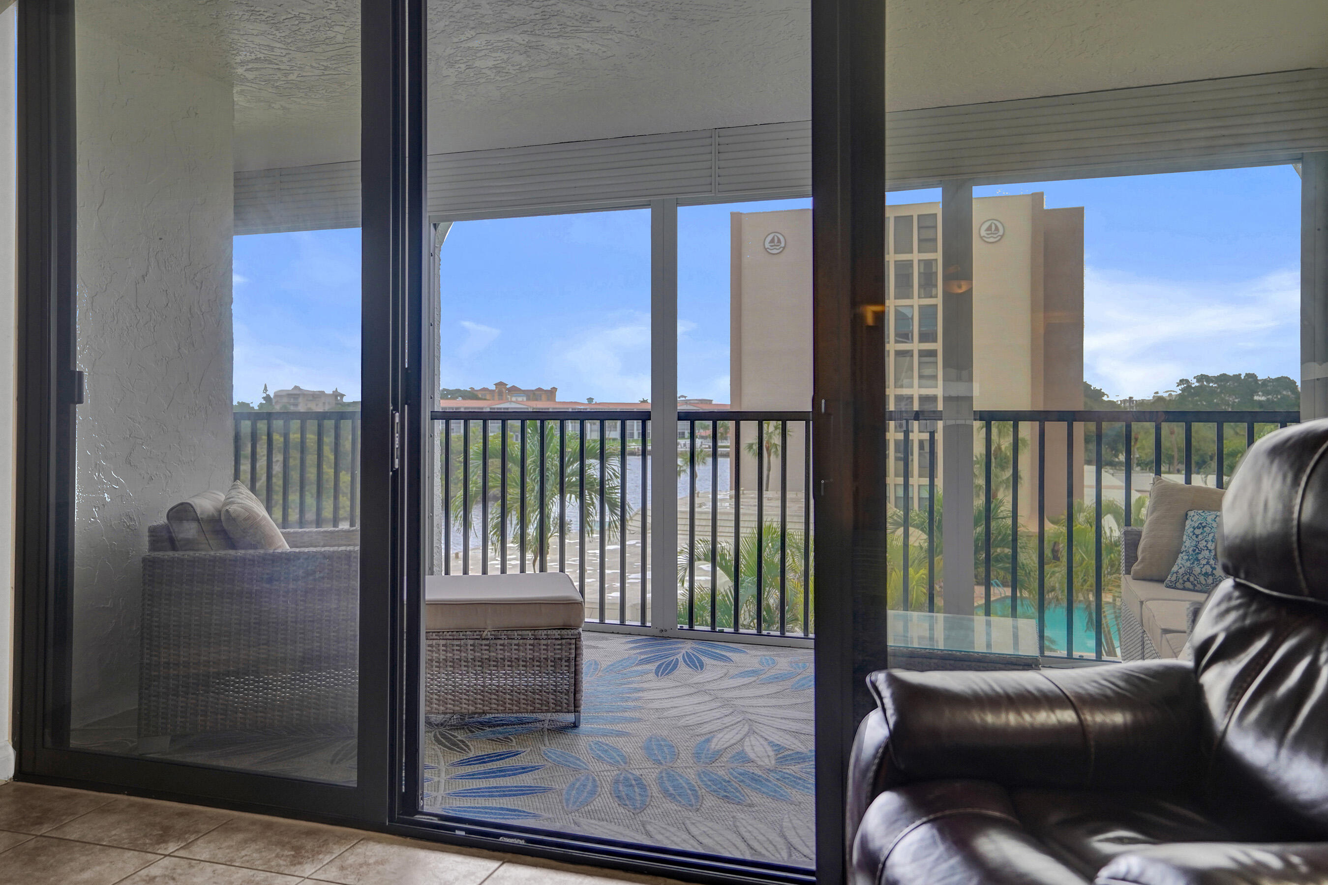 1627 Riverview Road 410