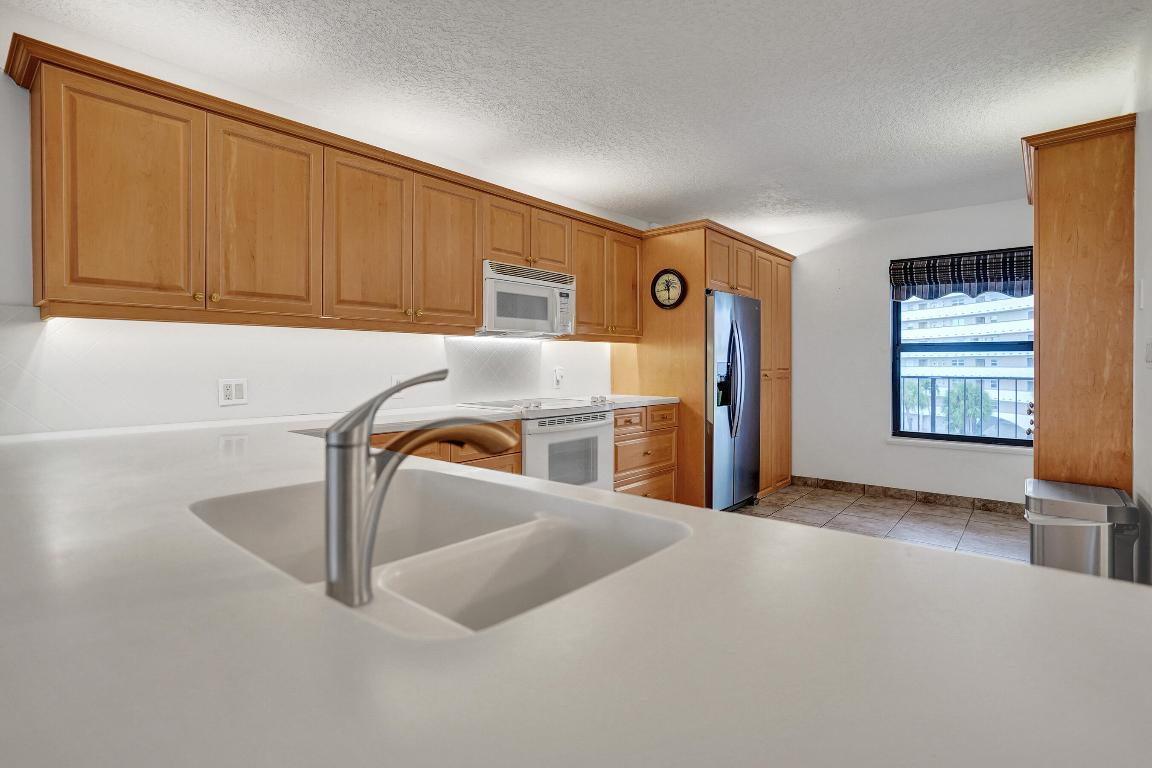 1627 Riverview Road 410