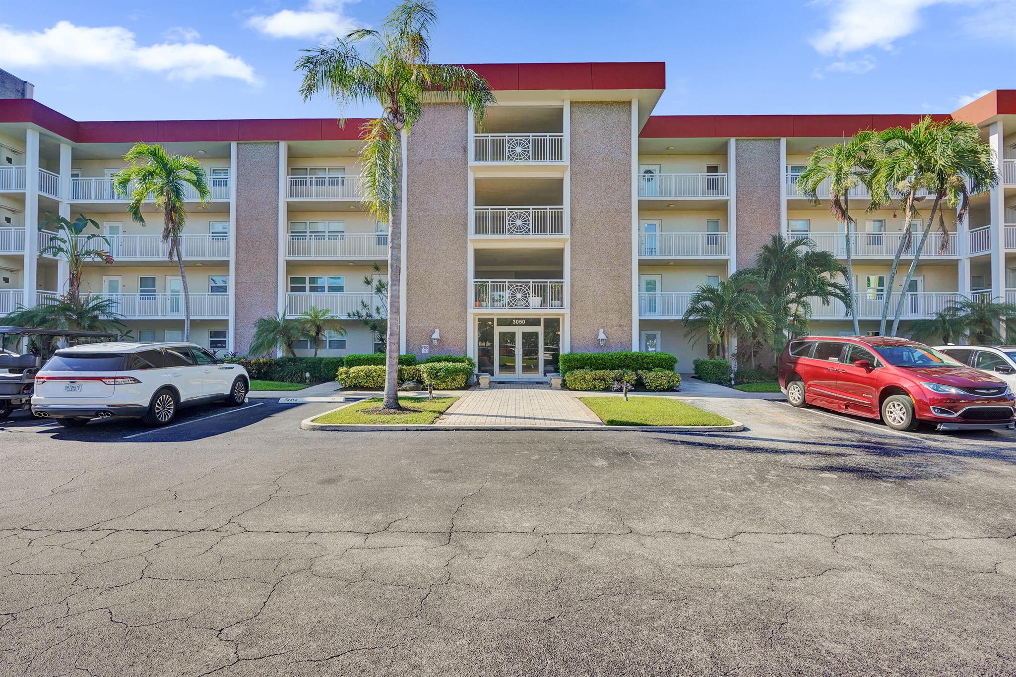 3050 NE 48th Court 303