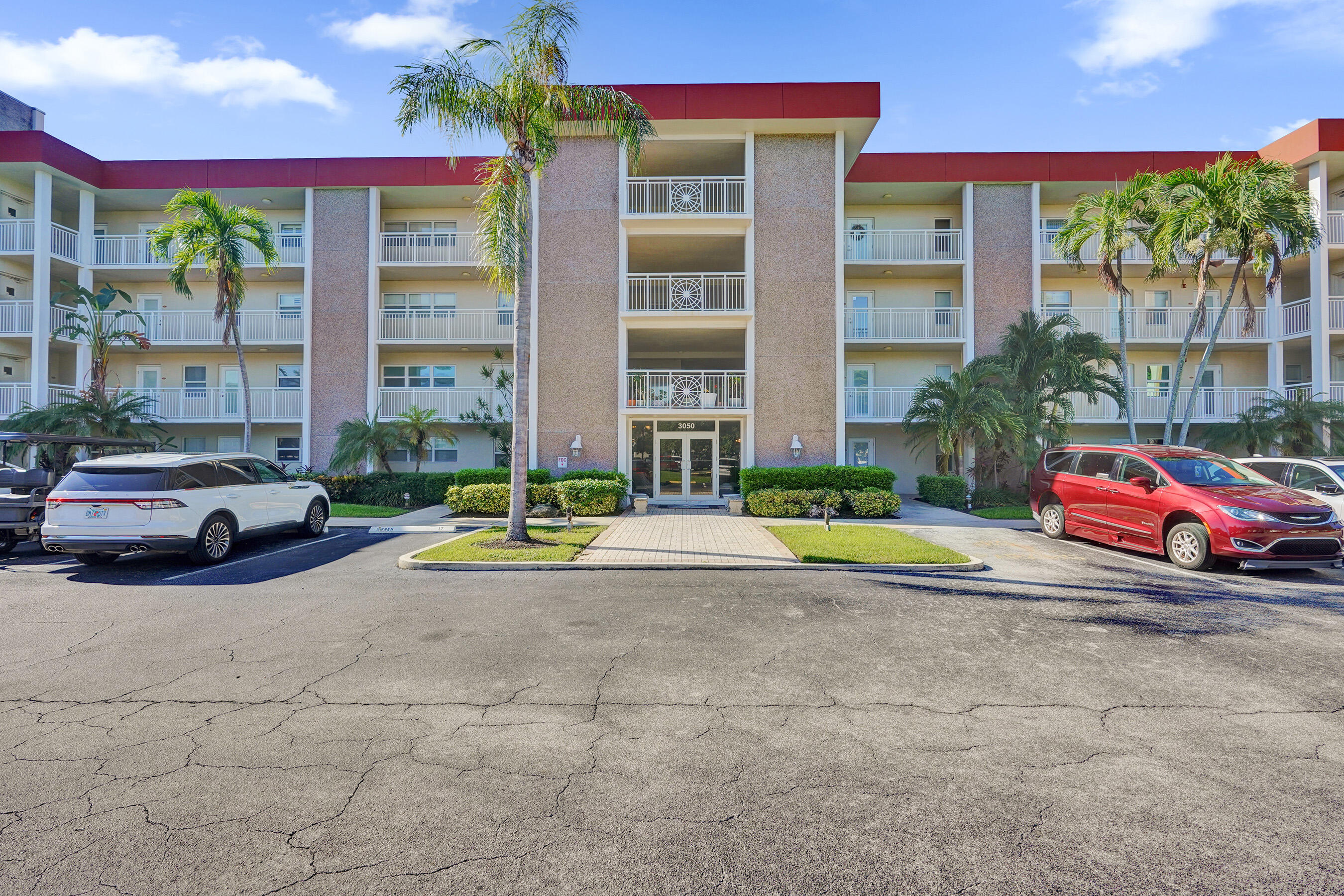 3050 NE 48th Court 303