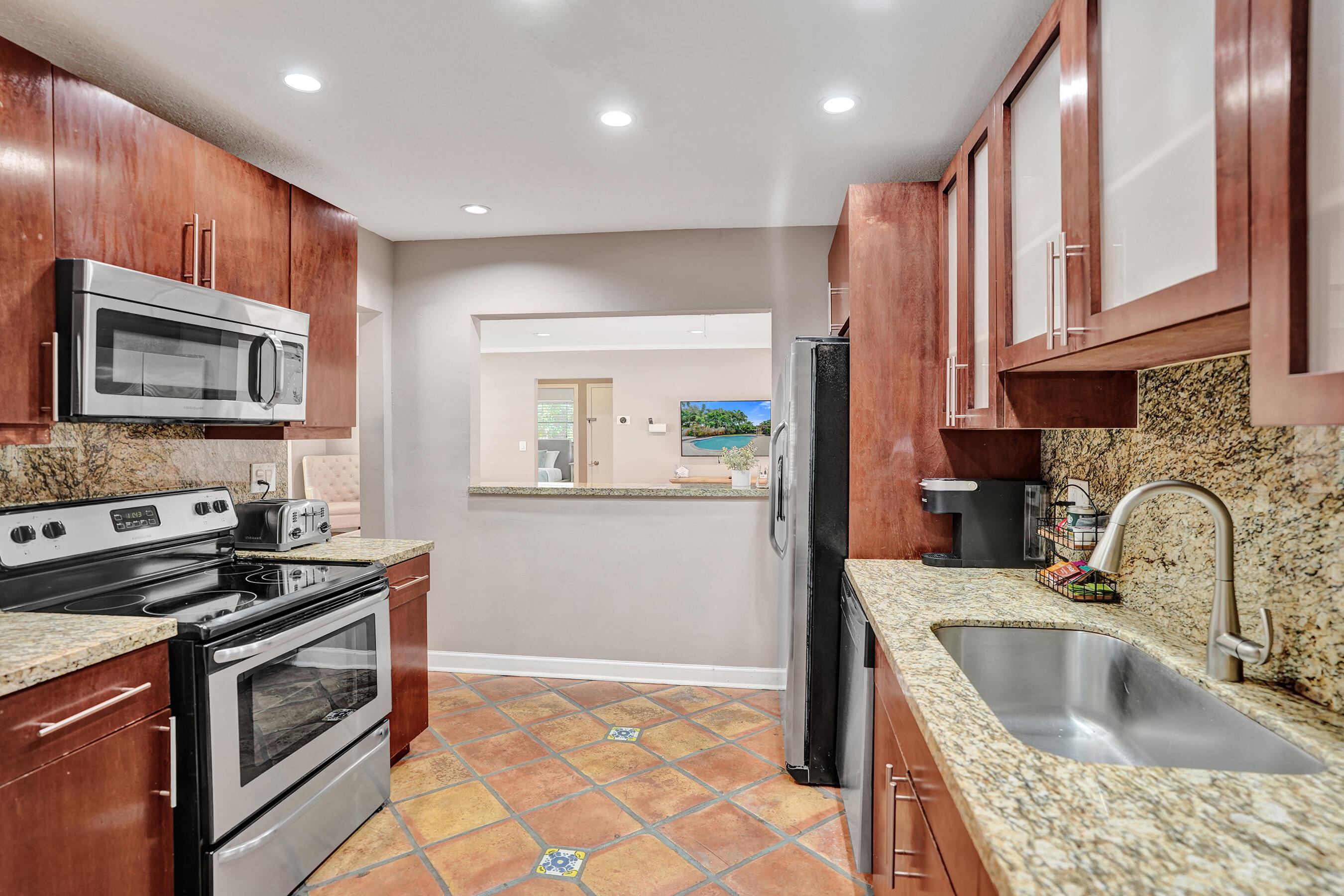 1440 SE 4th Court
