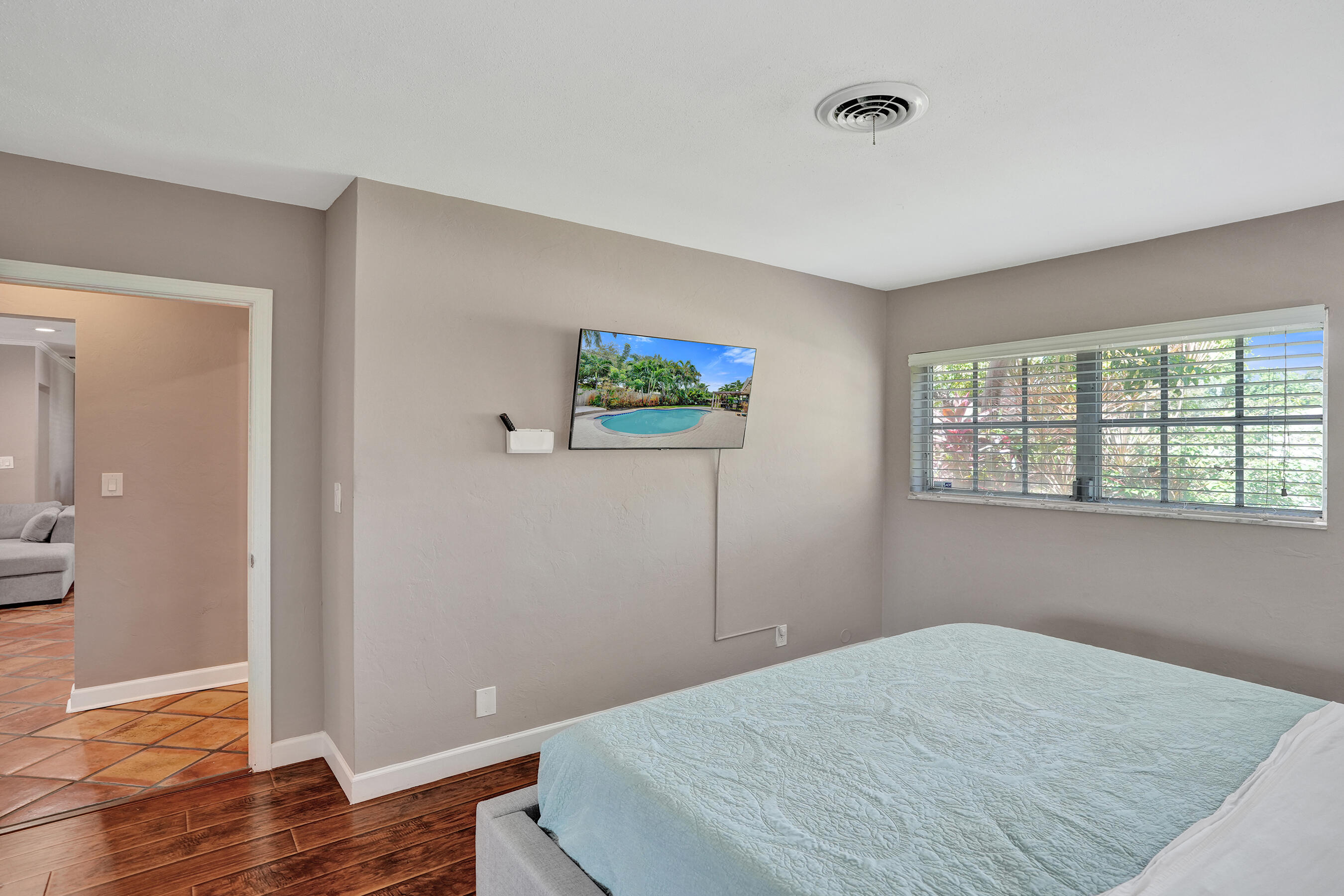 1440 SE 4th Court